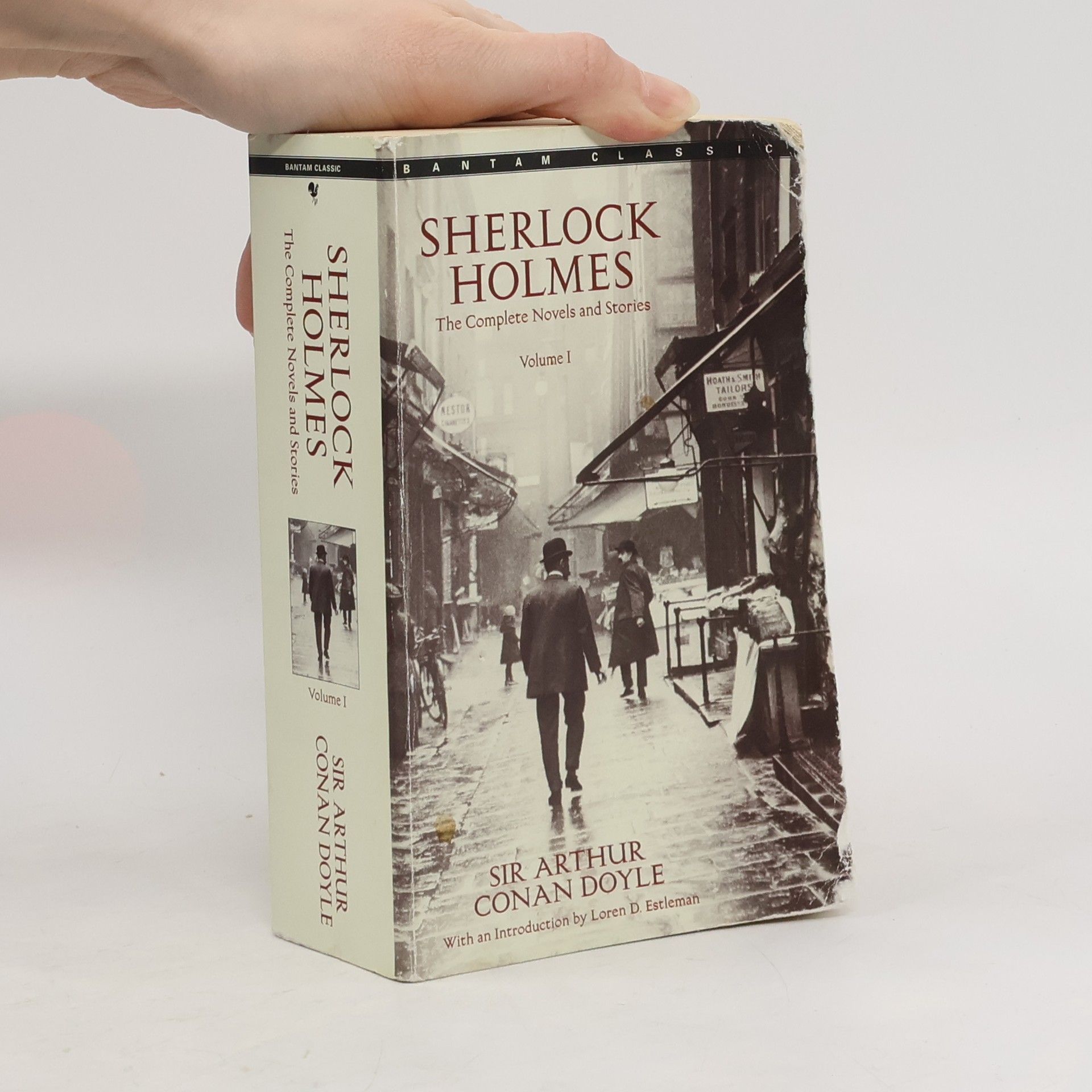 Sherlock Holmes: The complete novels and stories. Volume I