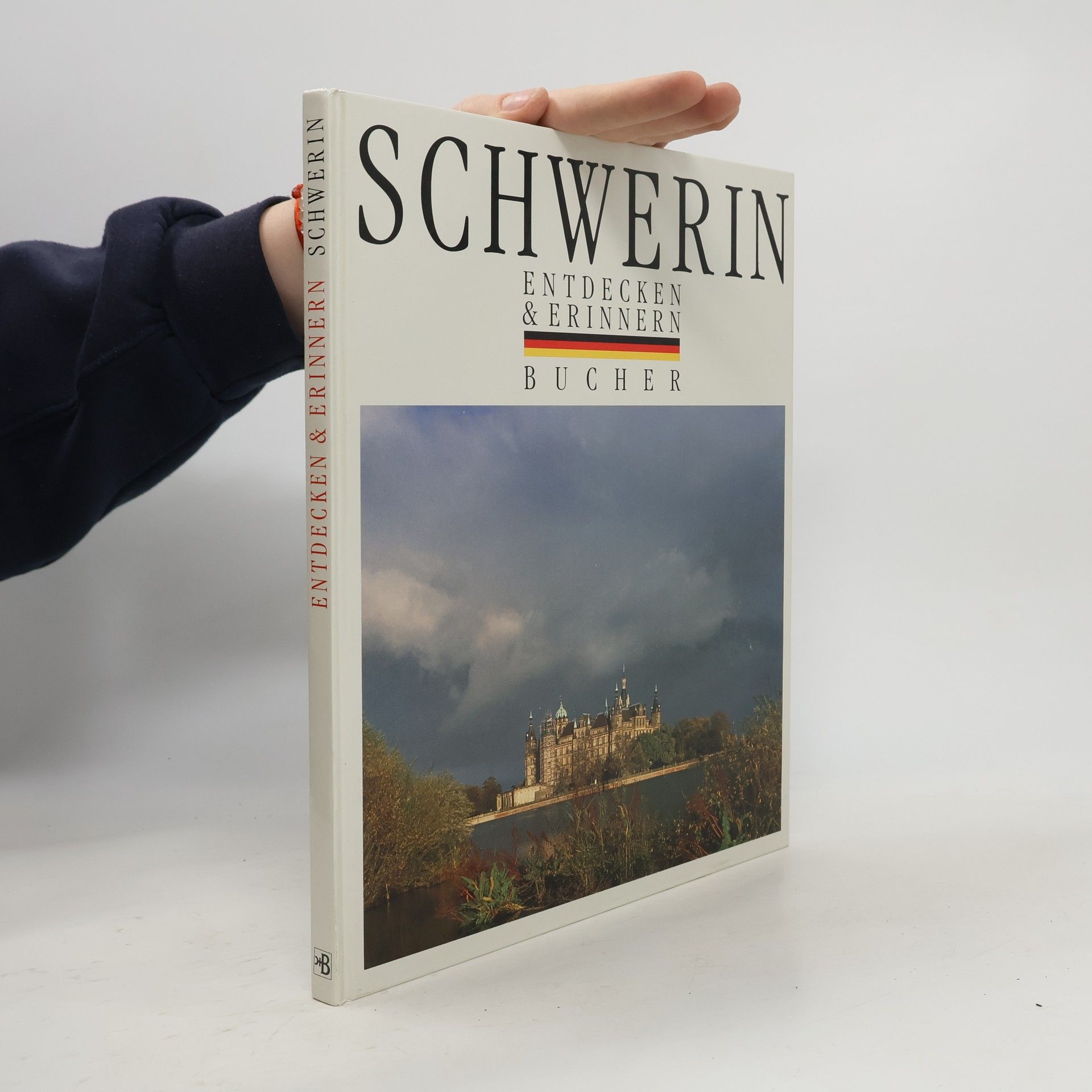 Schwerin: Entdecken & Erinnern