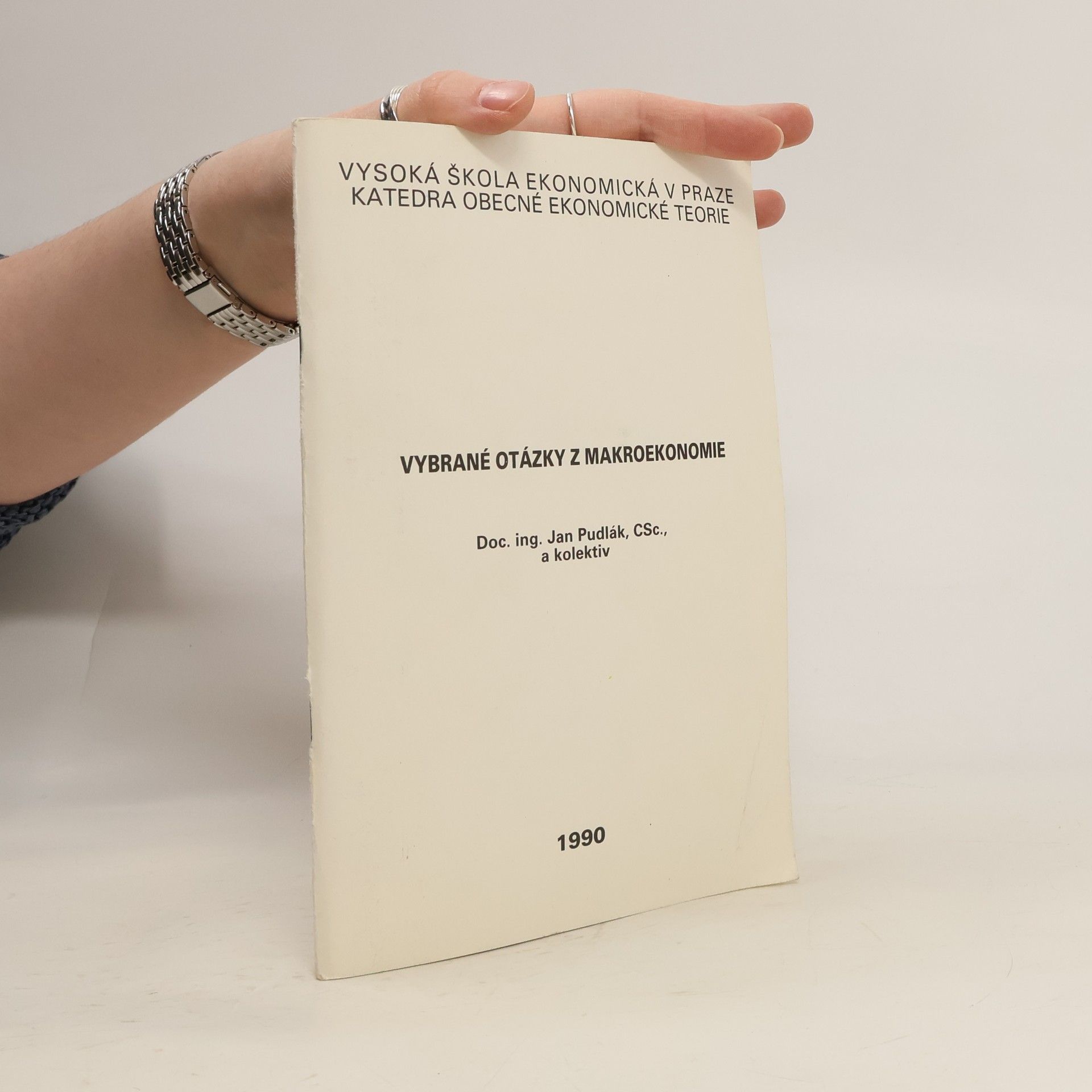 Vybrané otázky z makroekonomie