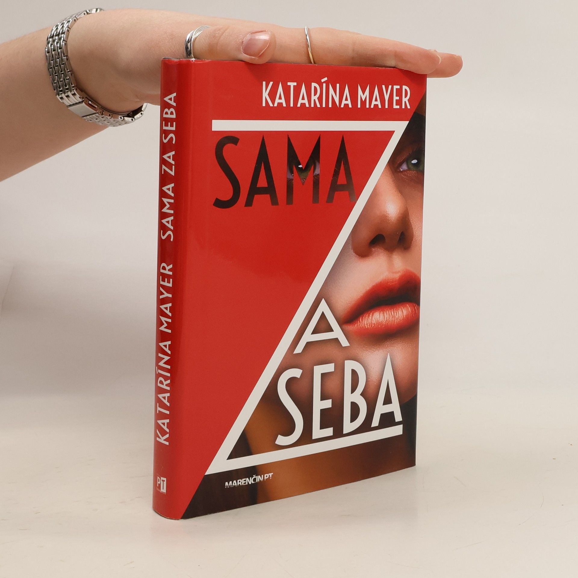 Katarína Mayer Sama za seba