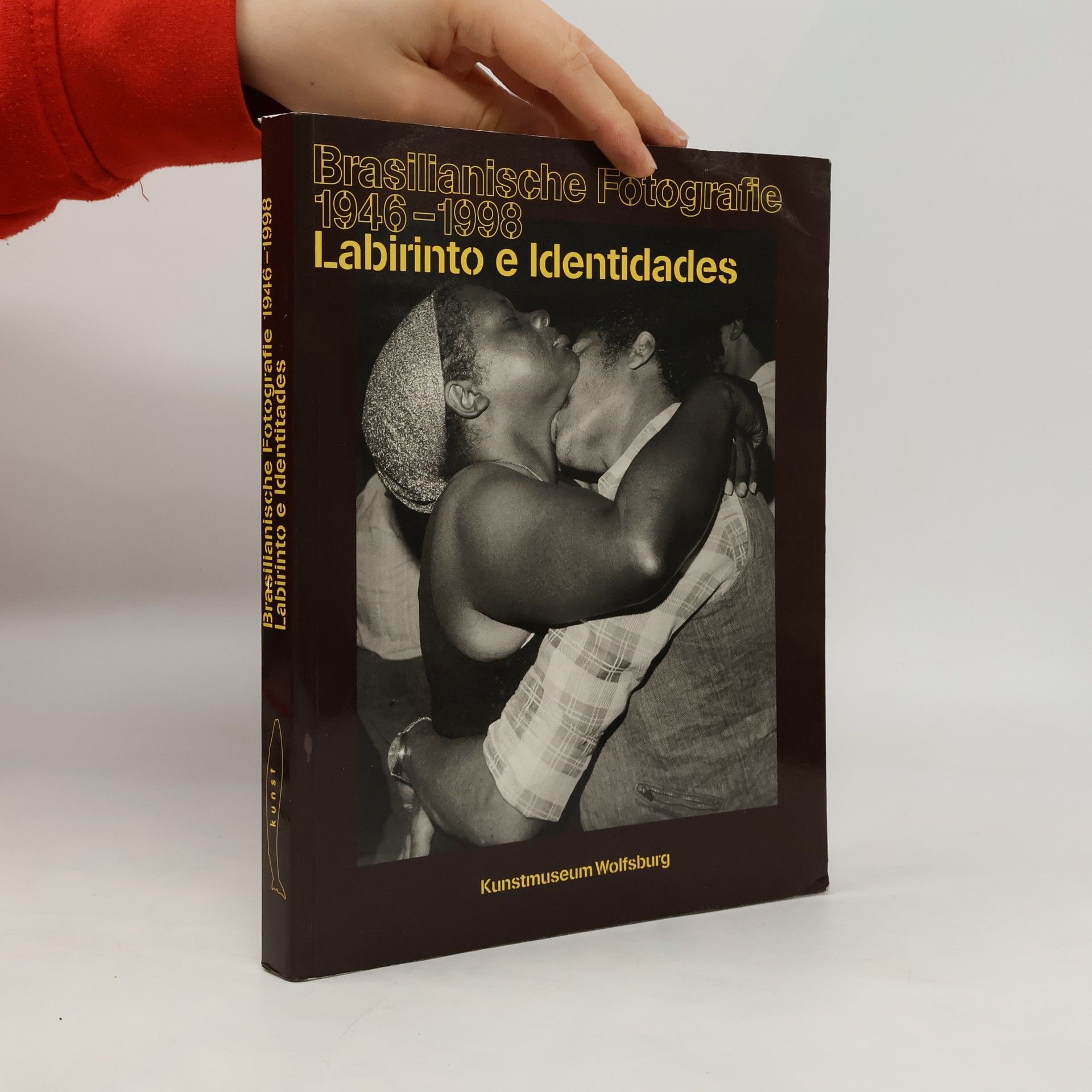 Andrea Brodbeck Brasilianische Fotografie 1946-1998: Labirinto e identidades