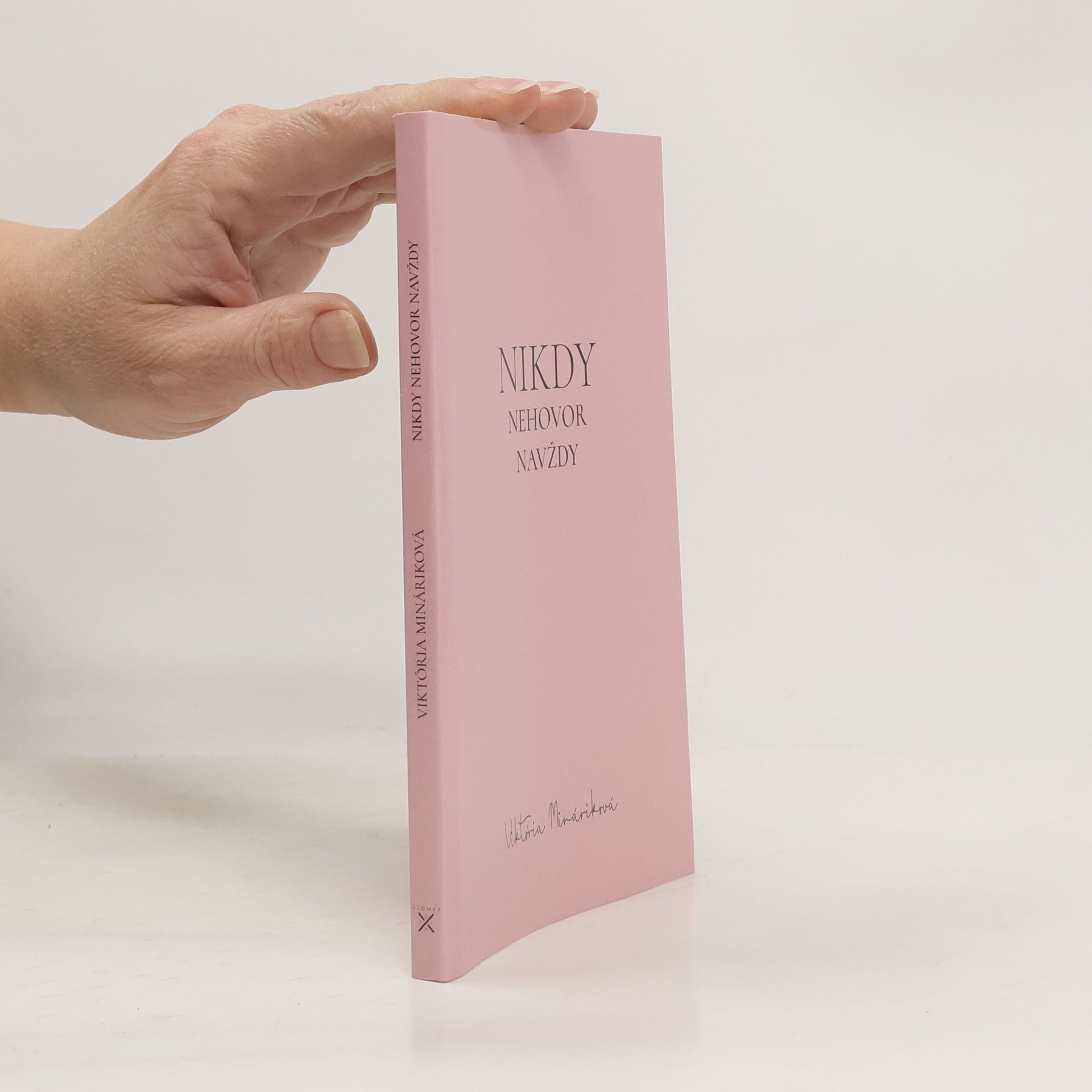 Ali Cronin Nikdy nehovor navždy