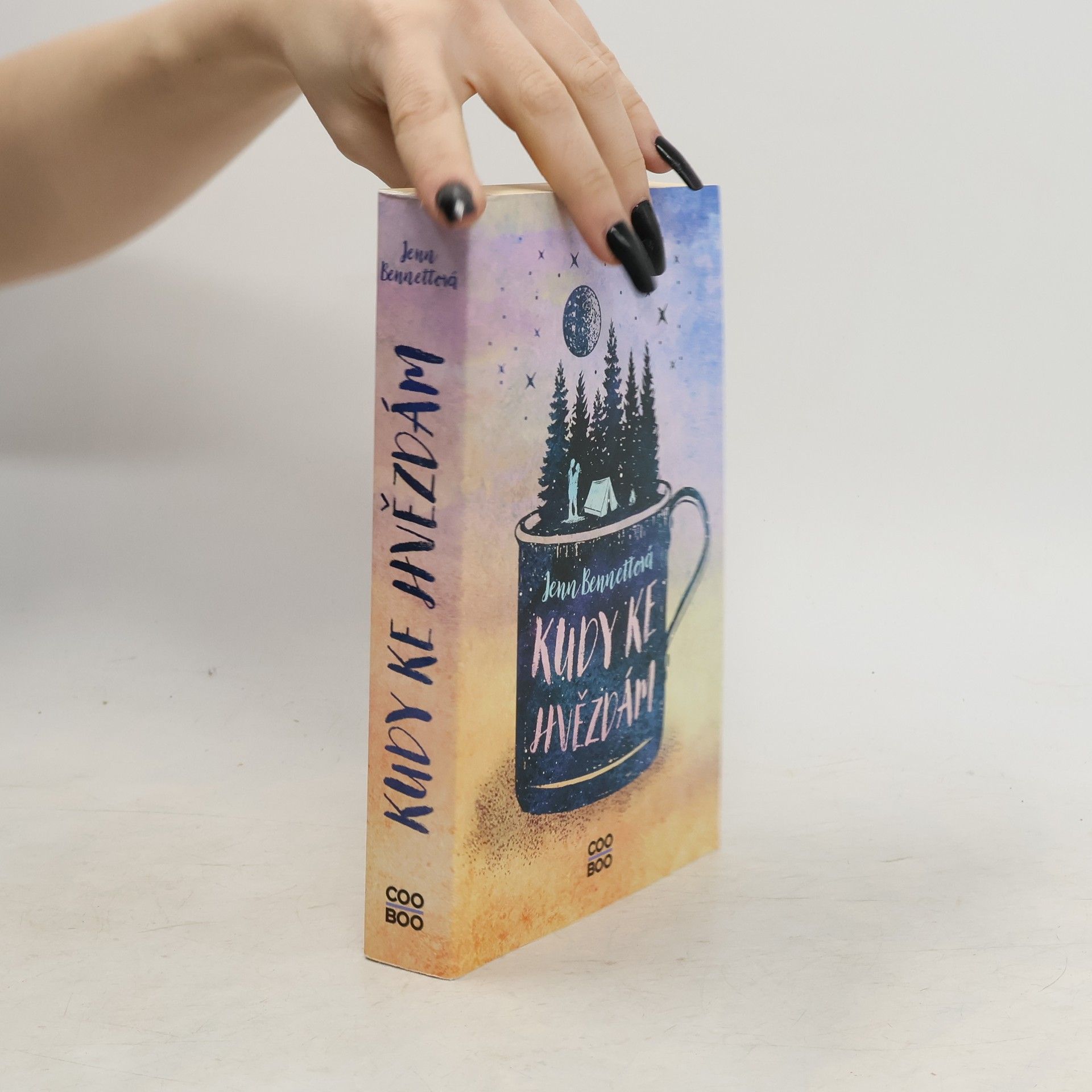 Jenn Bennett Kudy ke hvězdám