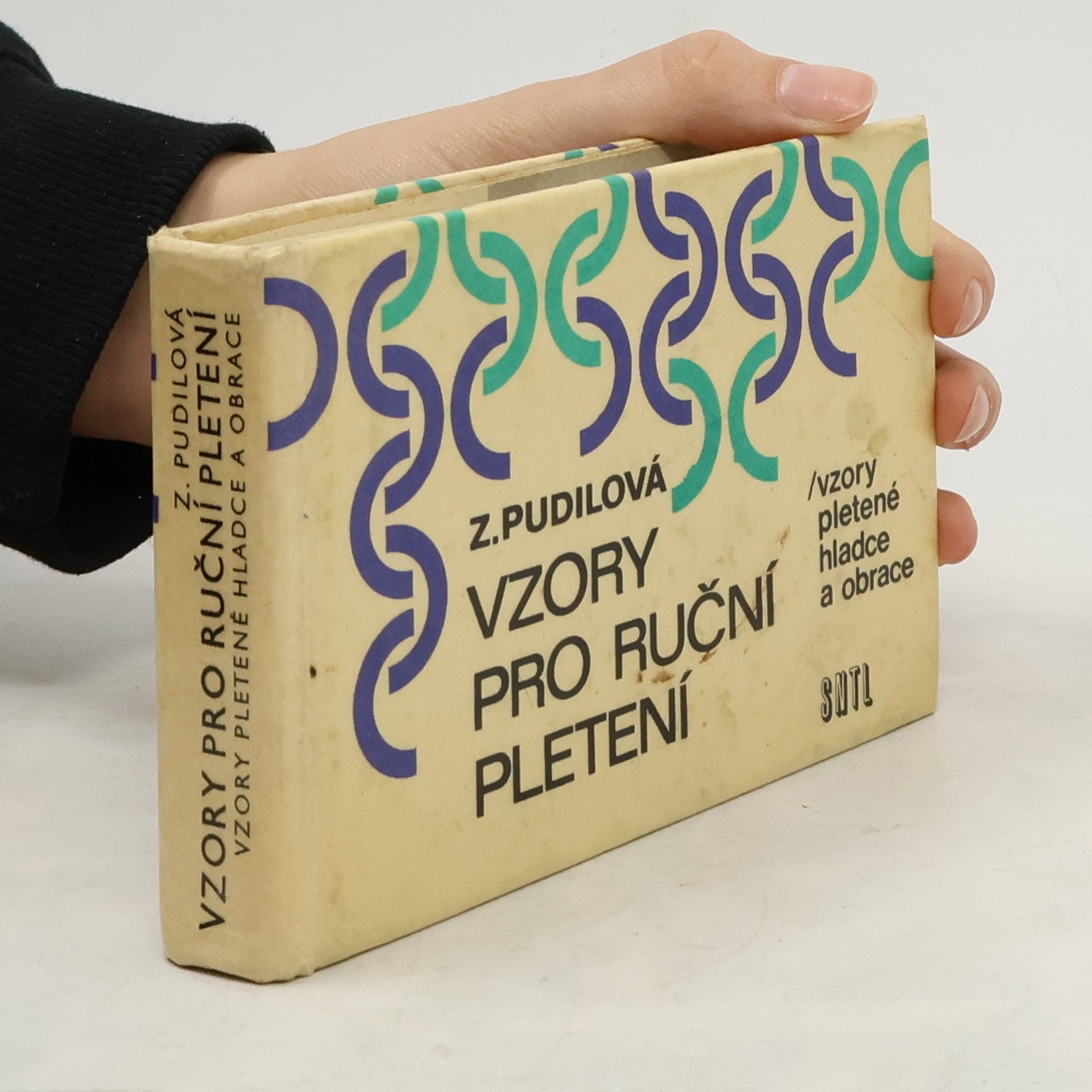 Vzory pro ruční pletení. Vzory pletené hladce a obrace