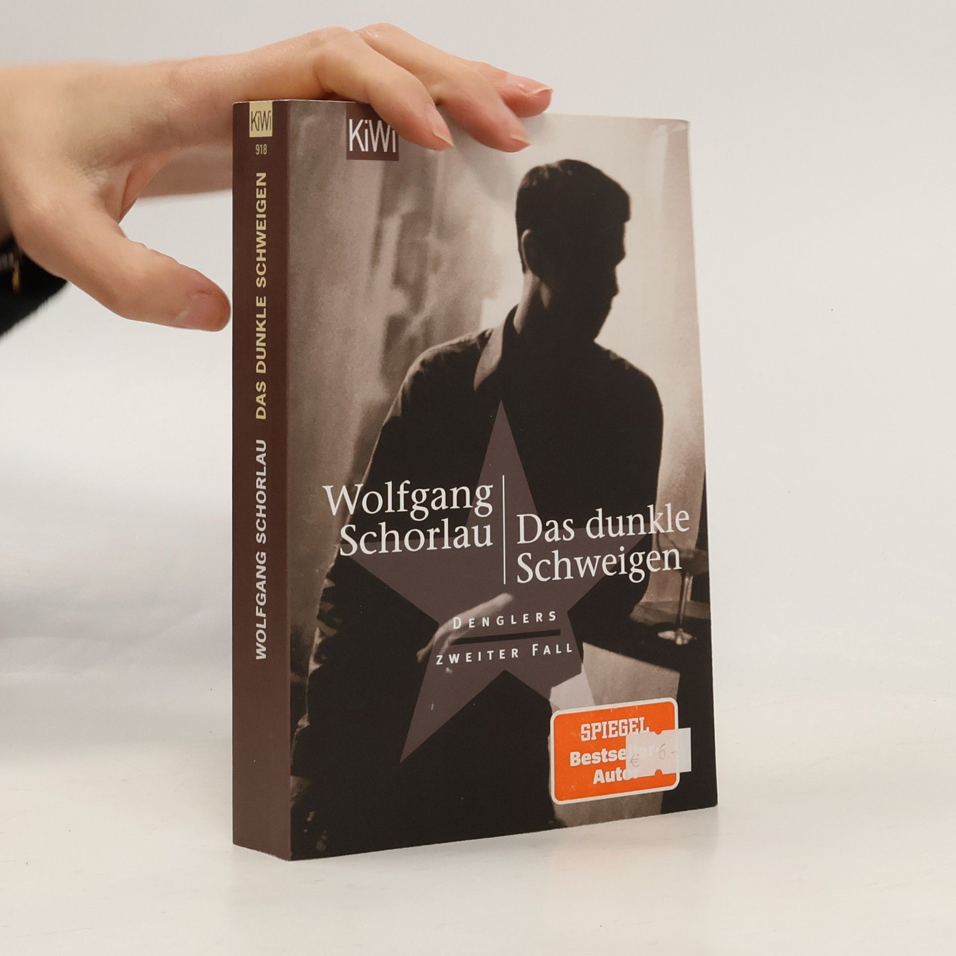 Das dunkle Schweigen