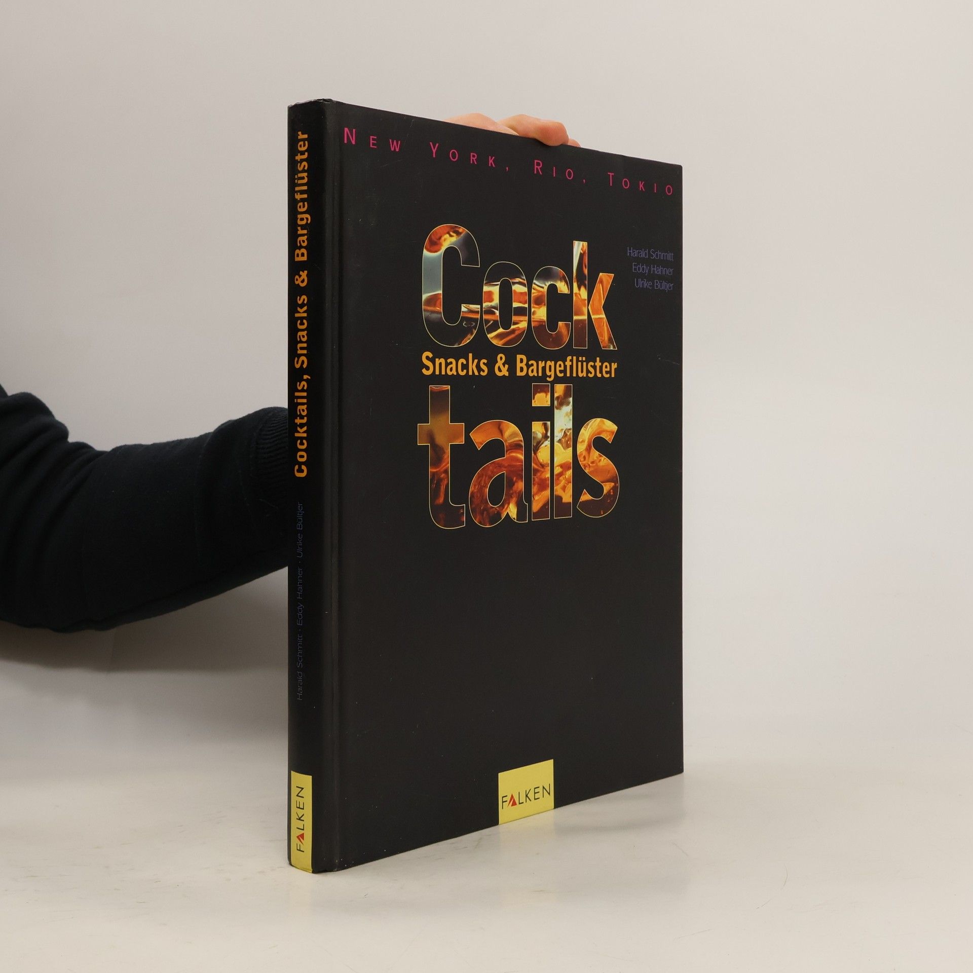 Cocktails, Snacks & Bargeflüster