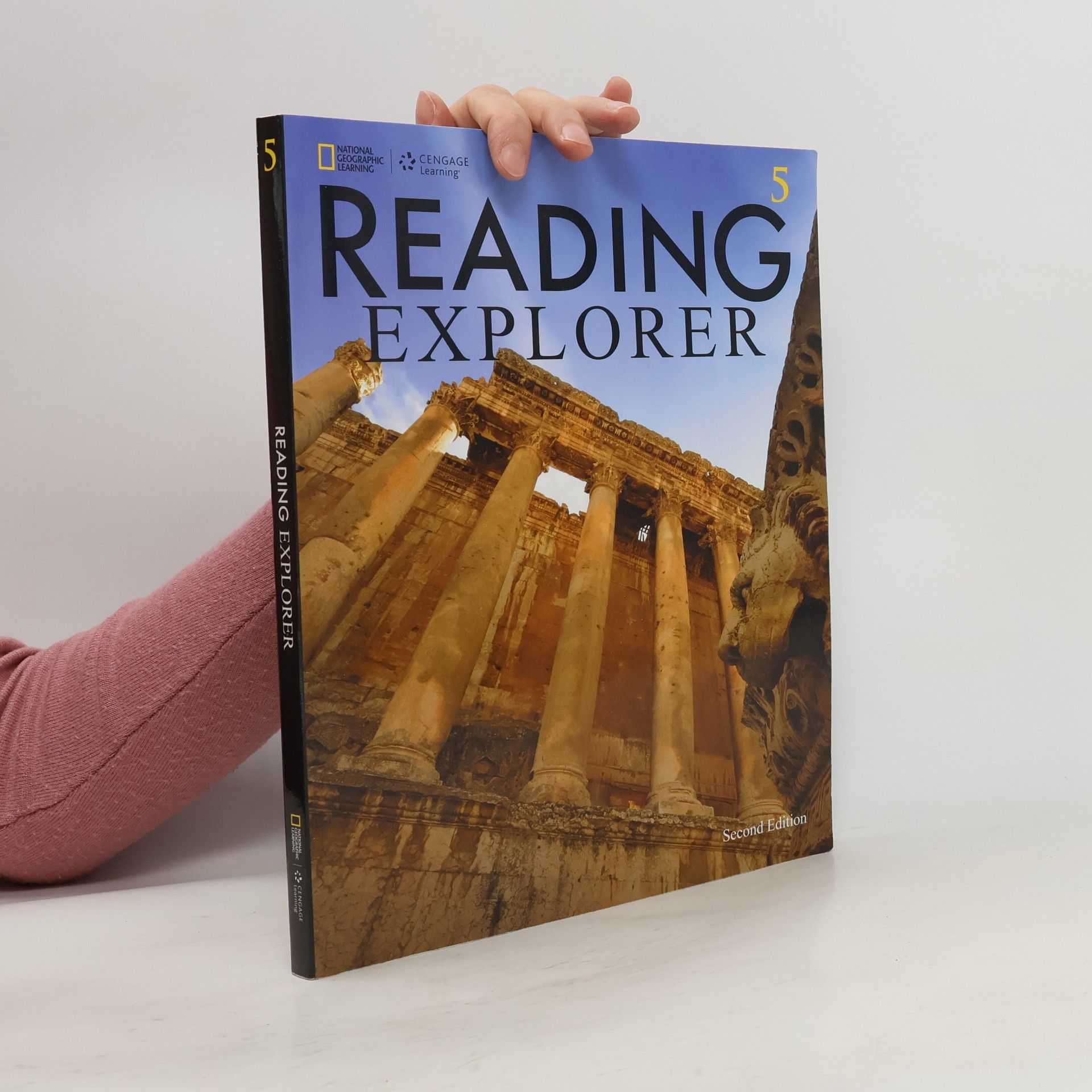 Various authors Reading Explorer 5