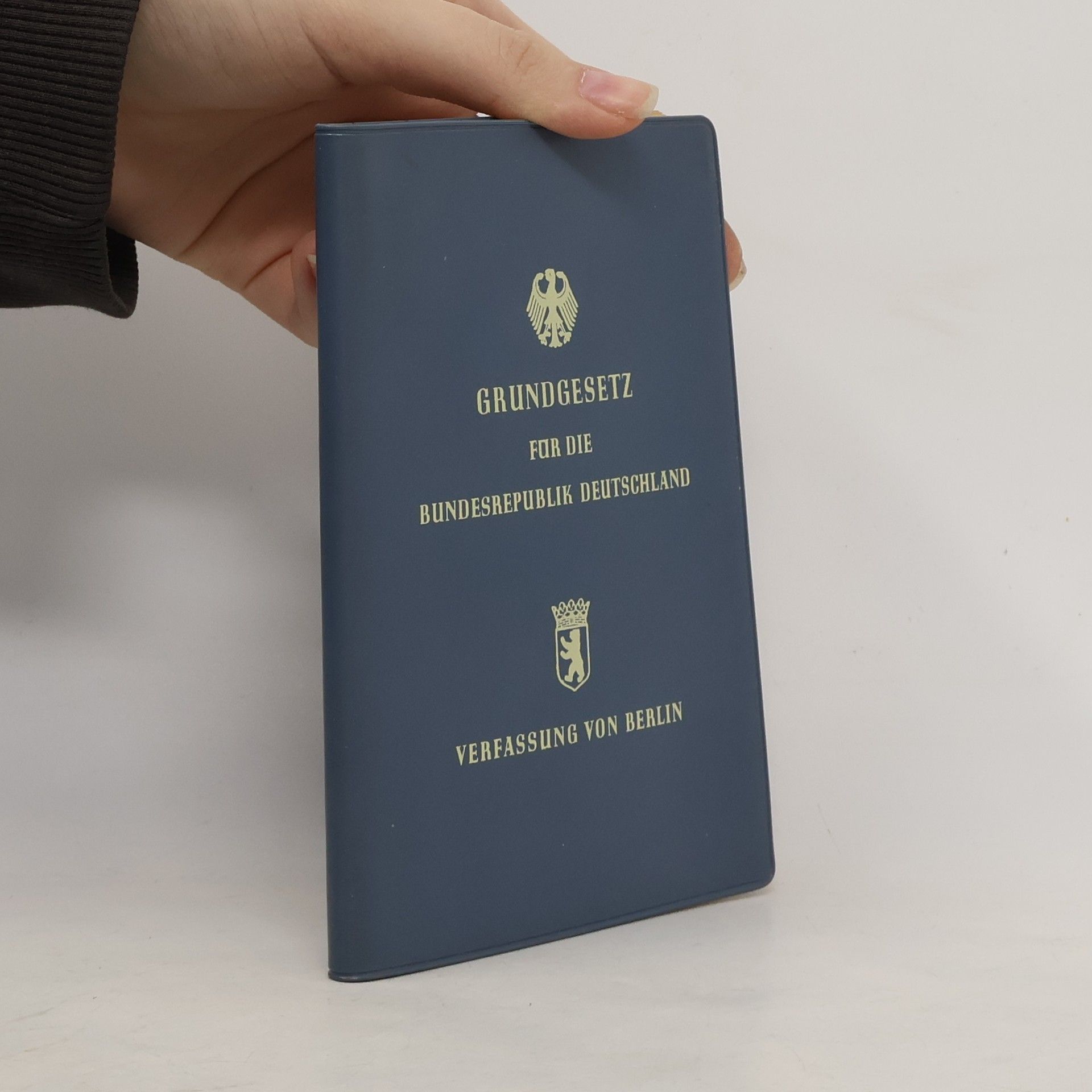 Grundgesetz für die Bundesrepublik Deutschland mit einer Einführung