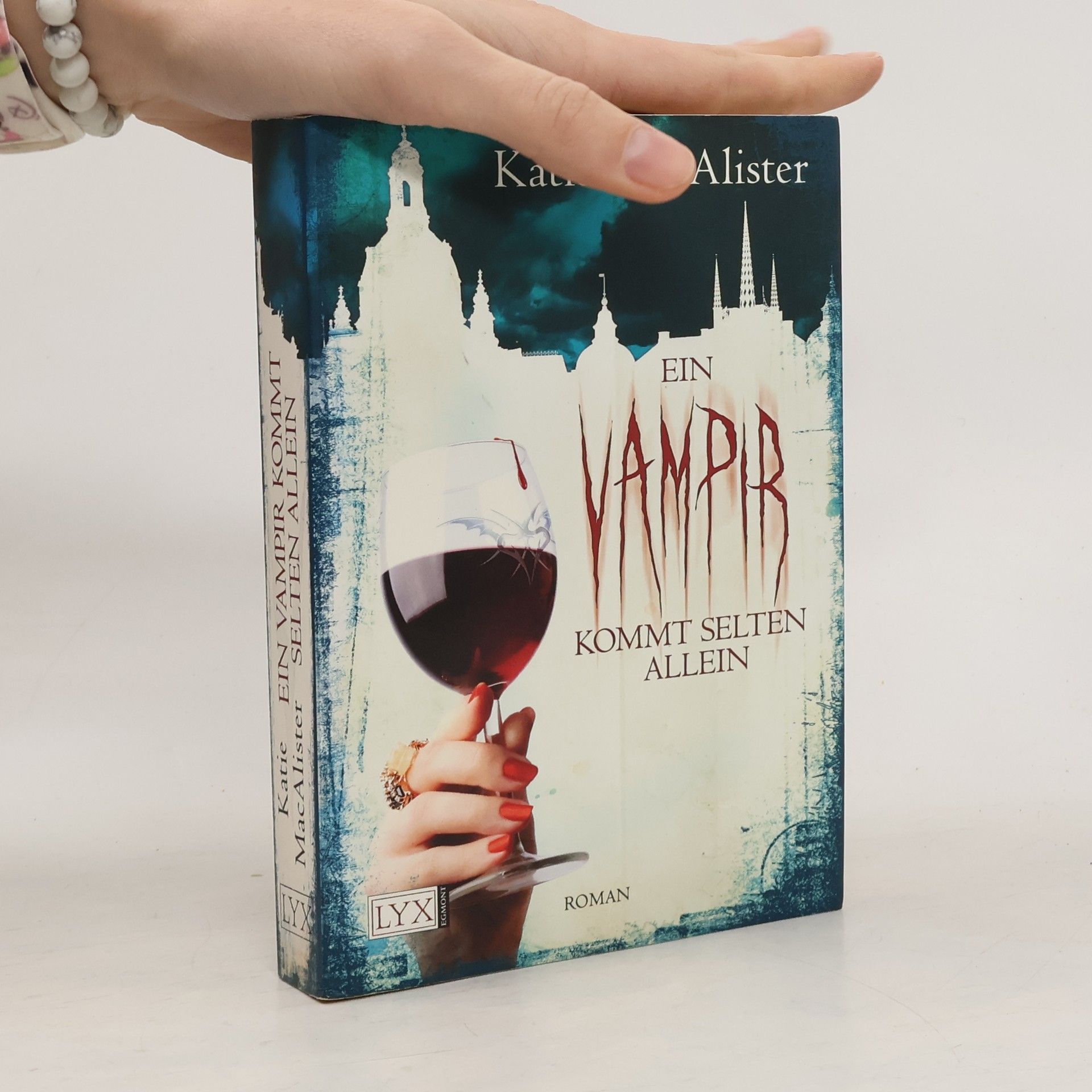 Katie MacAlister Ein Vampir kommt selten allein