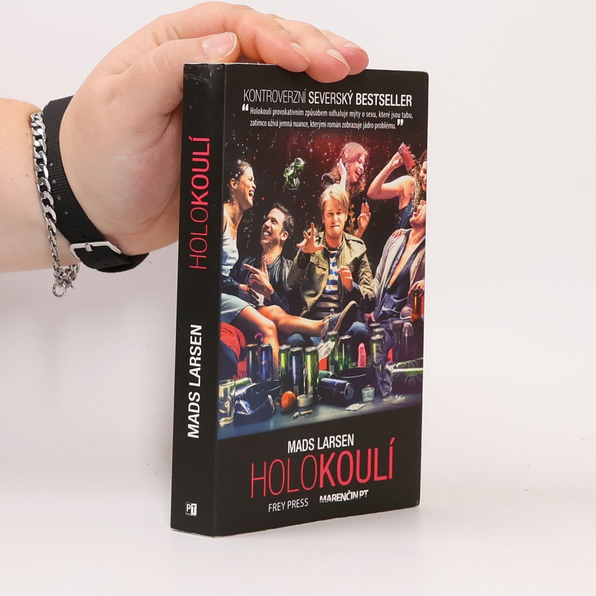 Mads Larsen Holokoulí