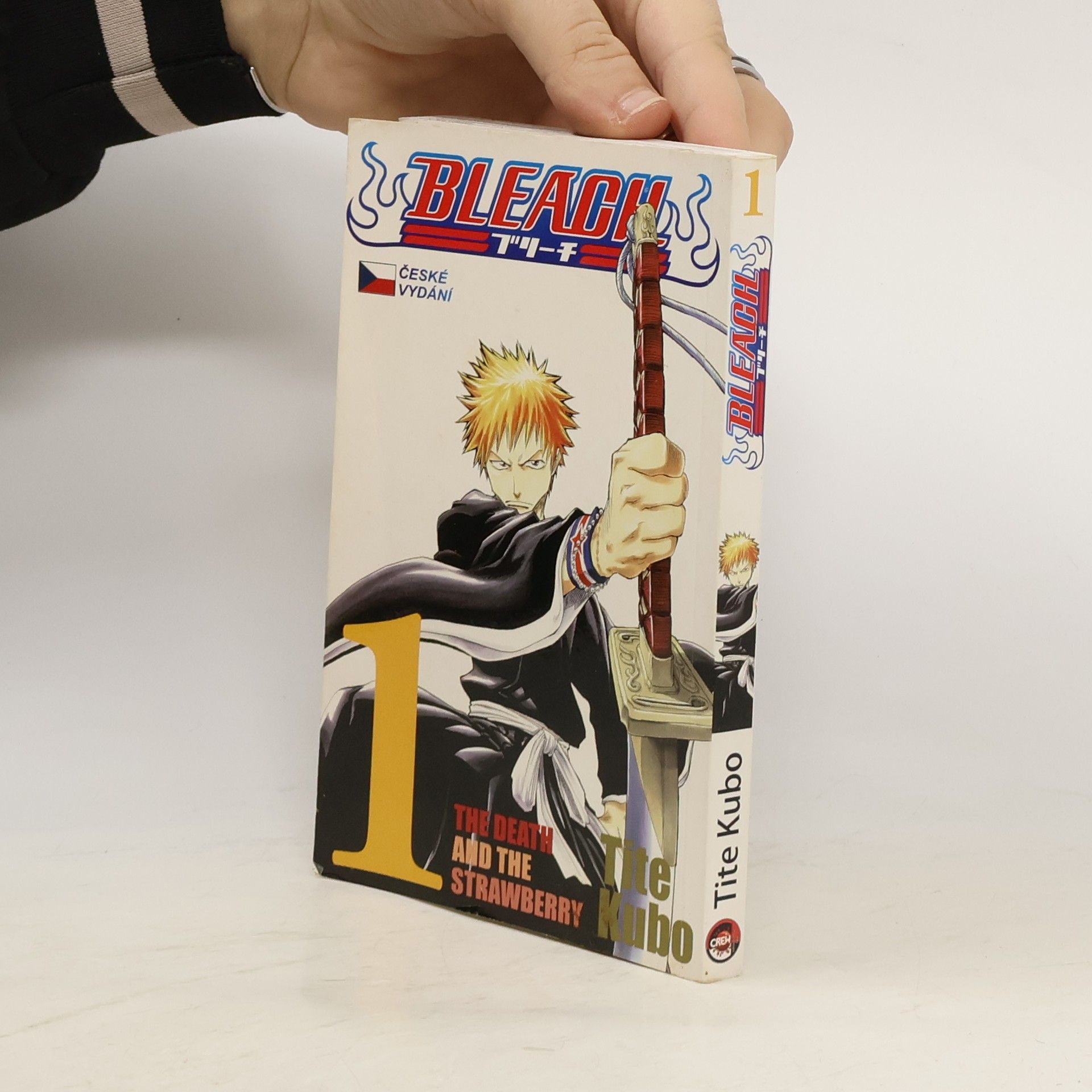 Tite Kubo Bleach. 1, The Death and the Strawberry