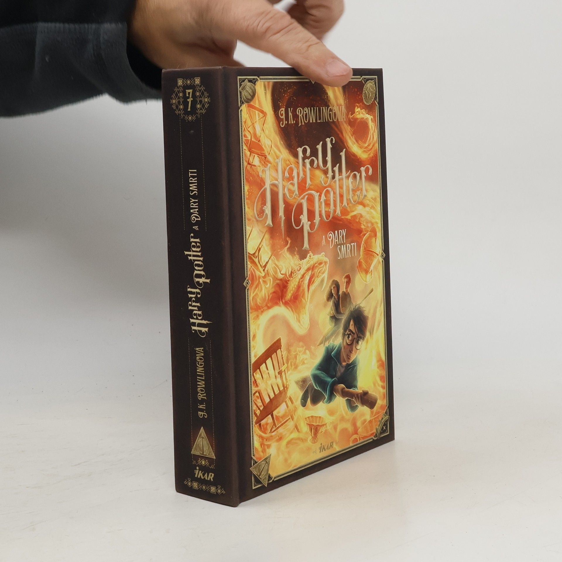 J. K. Rowling Harry Potter a dary smrti : 7