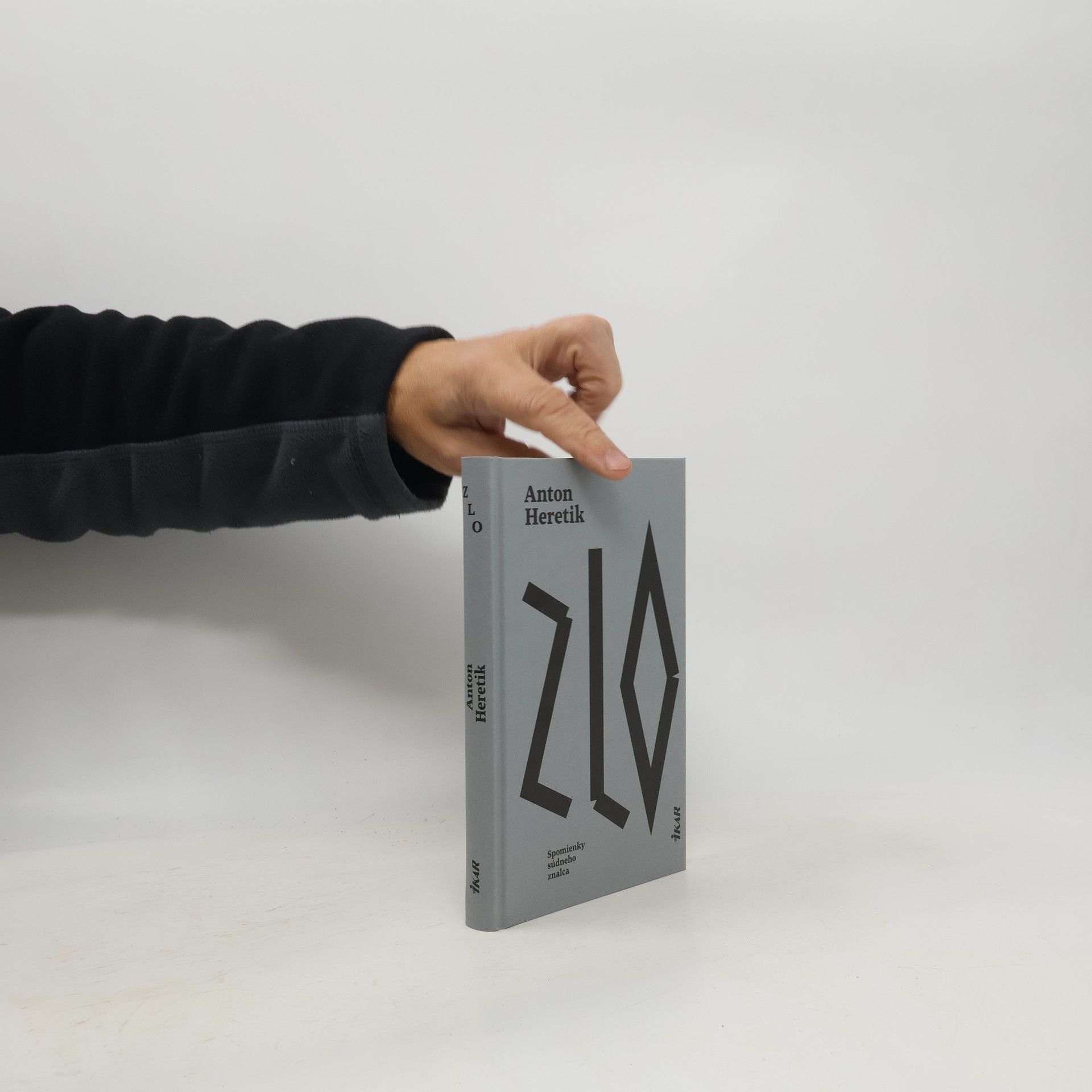 Zlo. Spomienky súdneho znalca