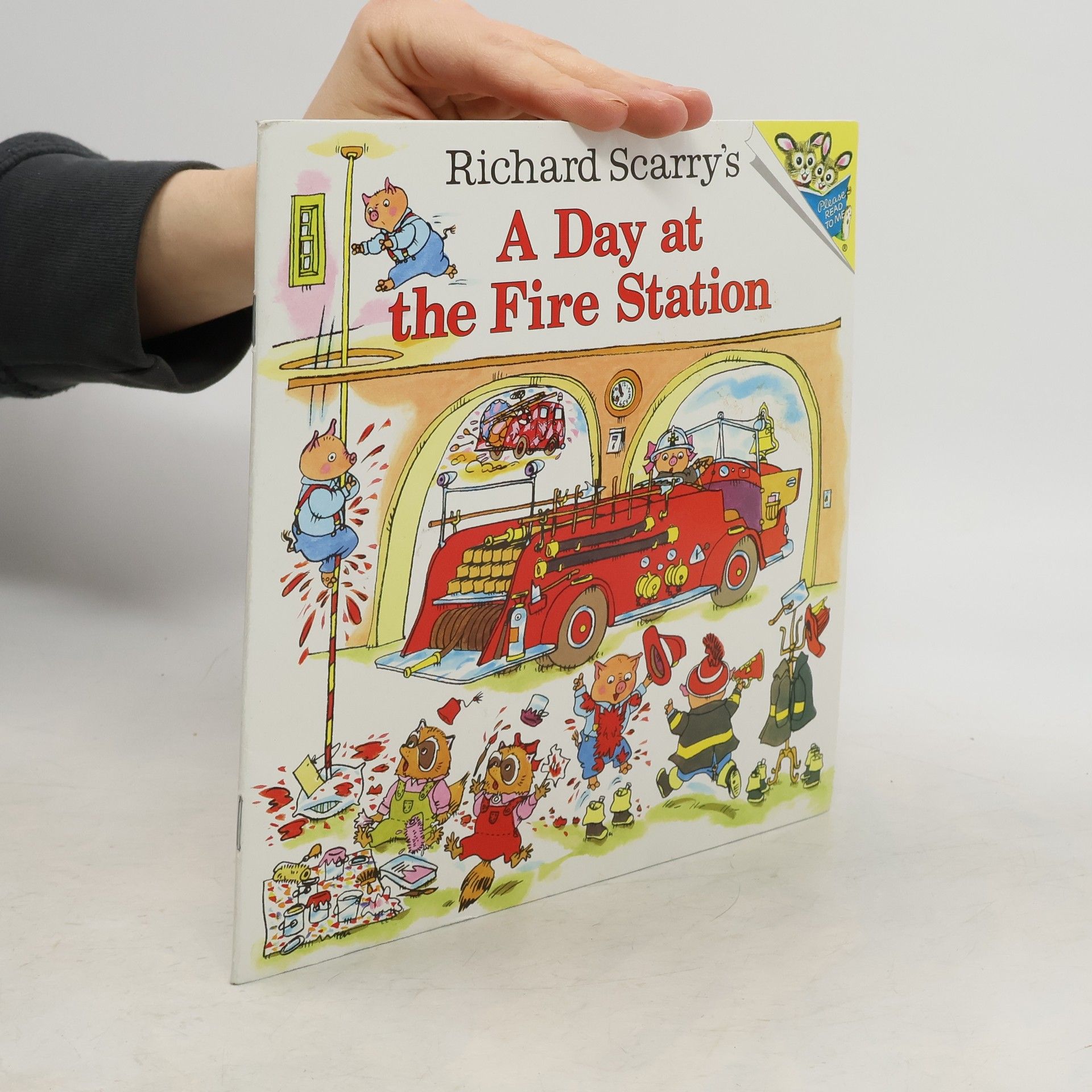 Richard Scarry A Day at the Fire Station