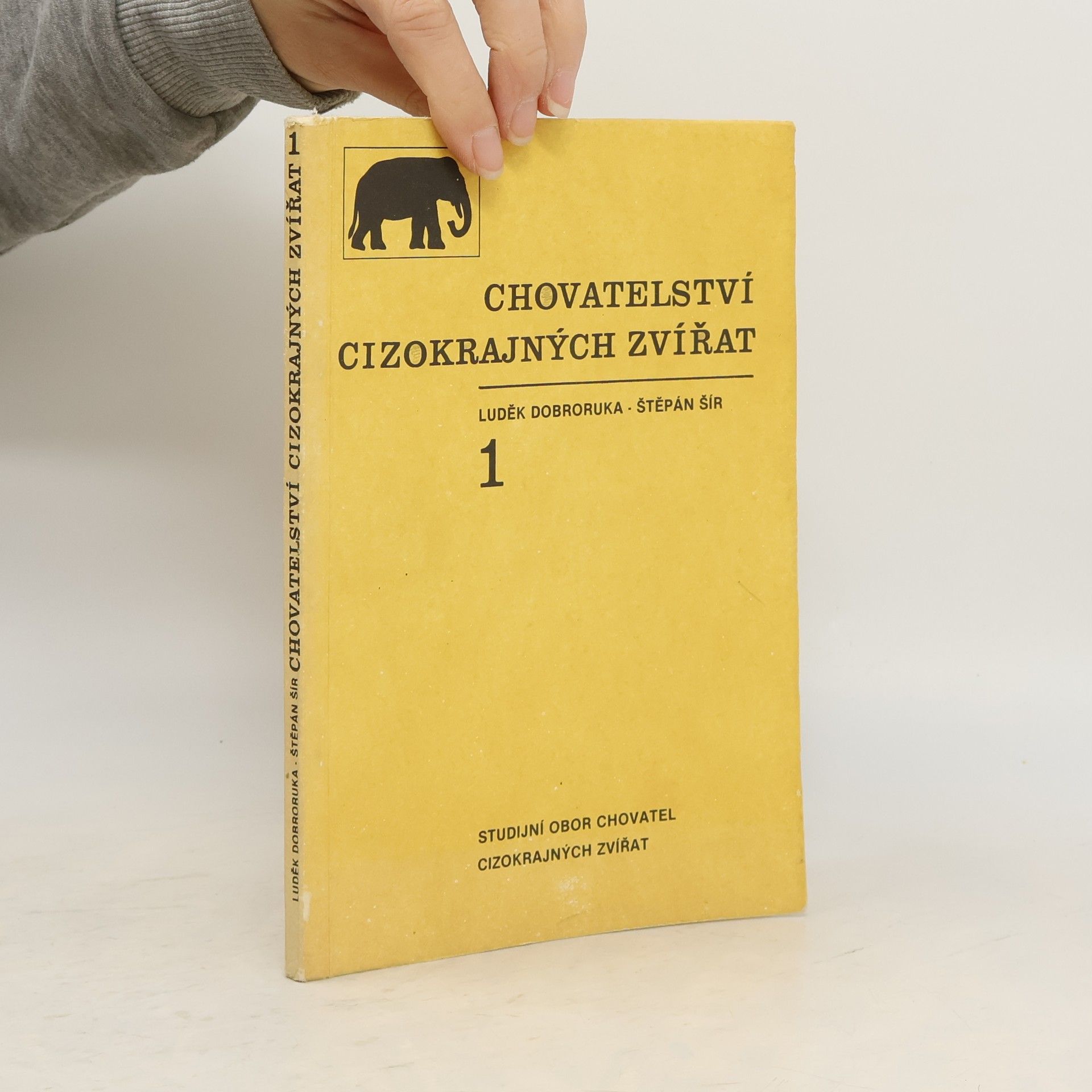 Luděk J. Dobroruka Chovatelství cizokrajných zvířat 1