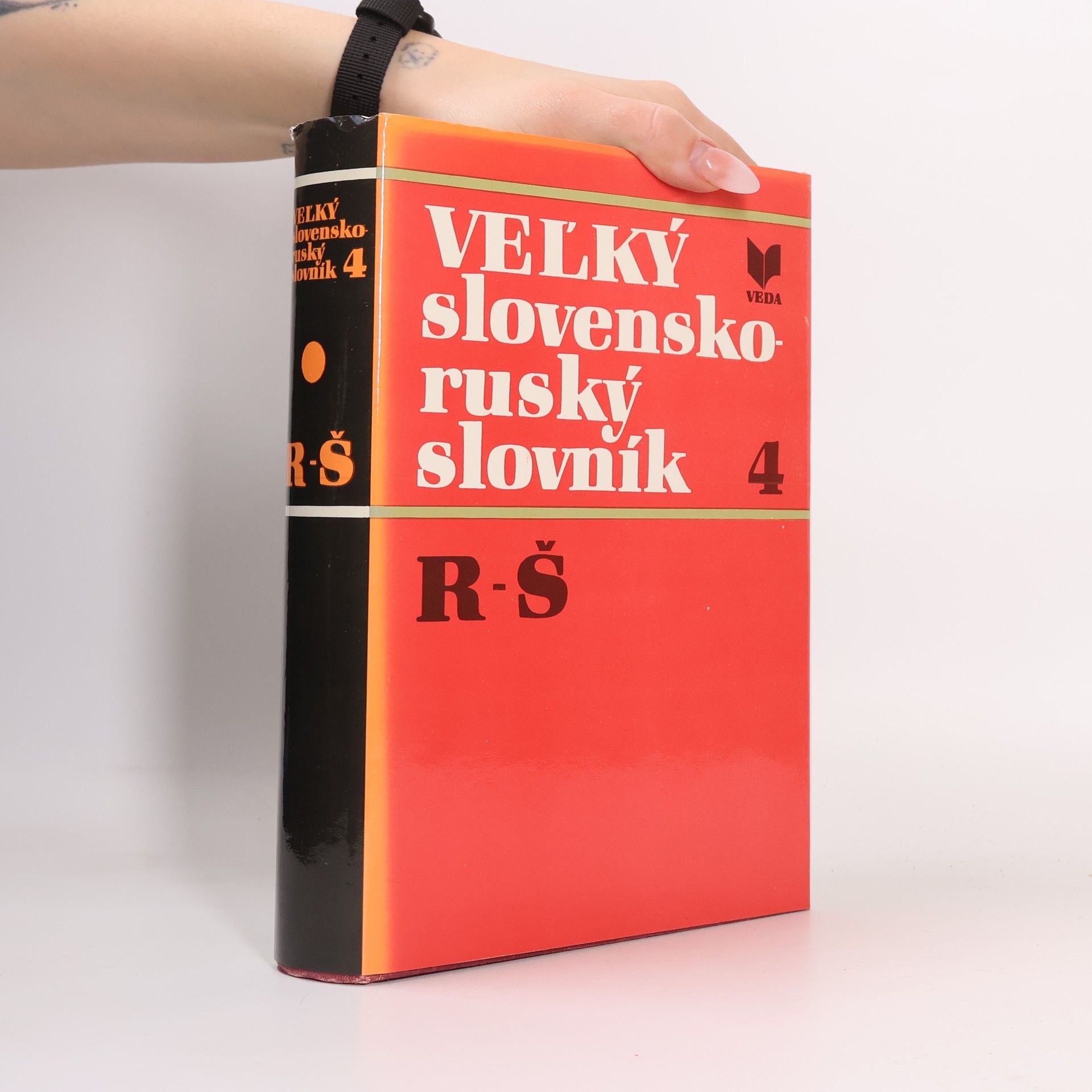 Autorenkollektiv Veľký slovensko-ruský slovník 4, R-Š