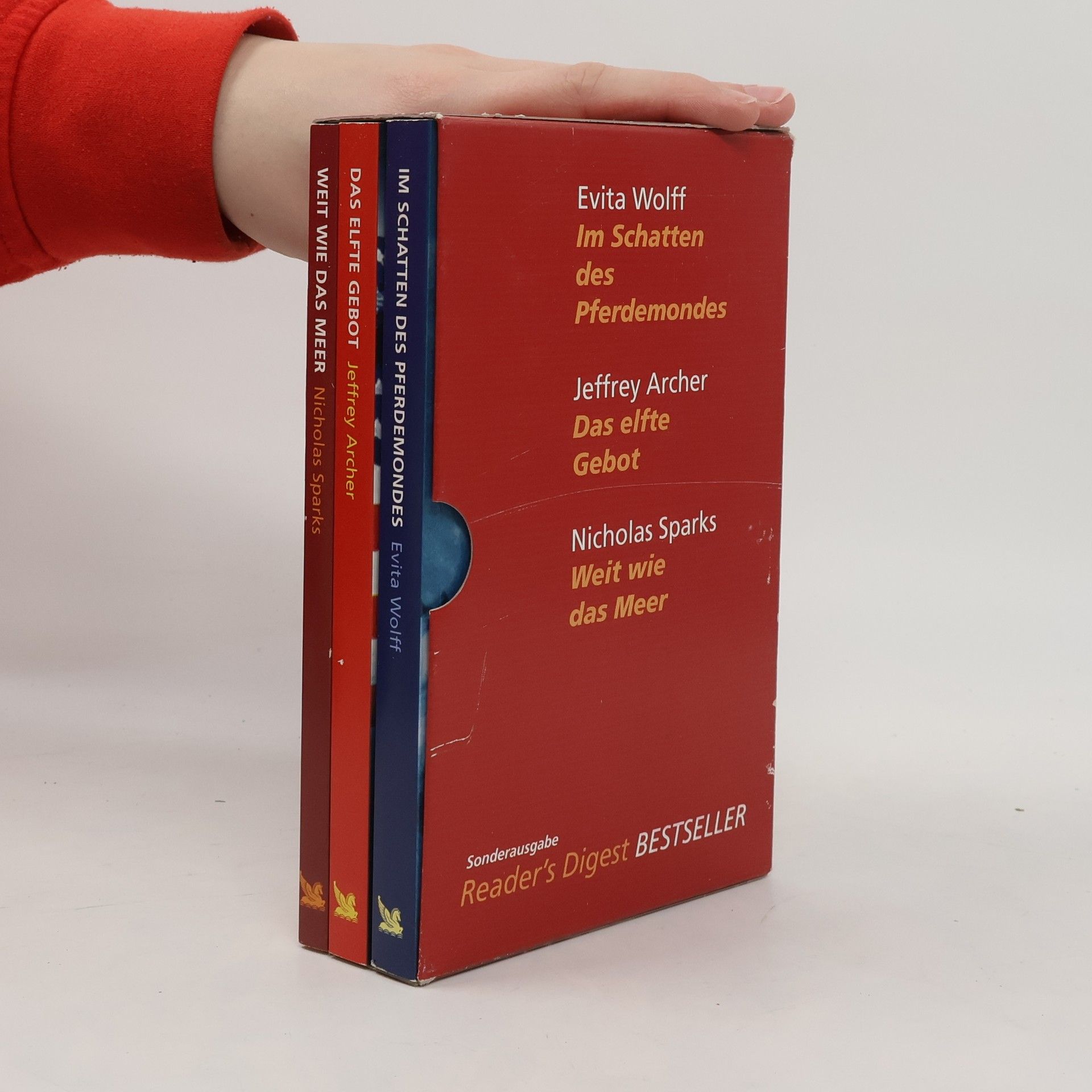 Reader's Digest Auswahlbücher Bestseller-Sonderband 2001: Im Schatten des Pferdemondes / Das Elfte Gebot / Weit wie das Meer