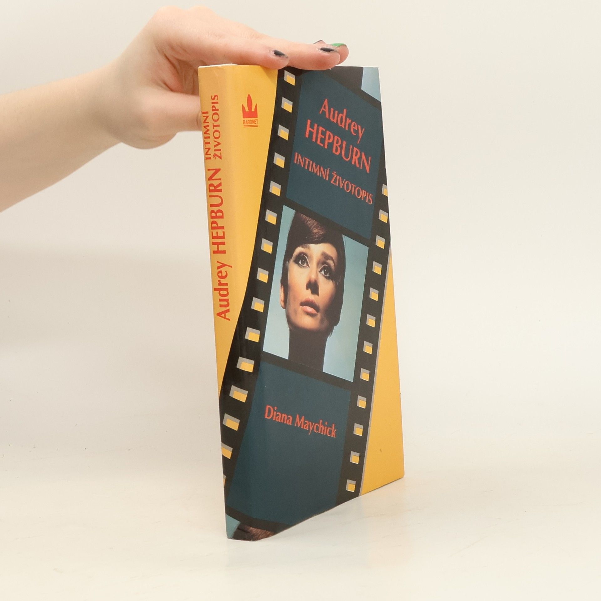 Audrey Hepburn. Intimní životopis