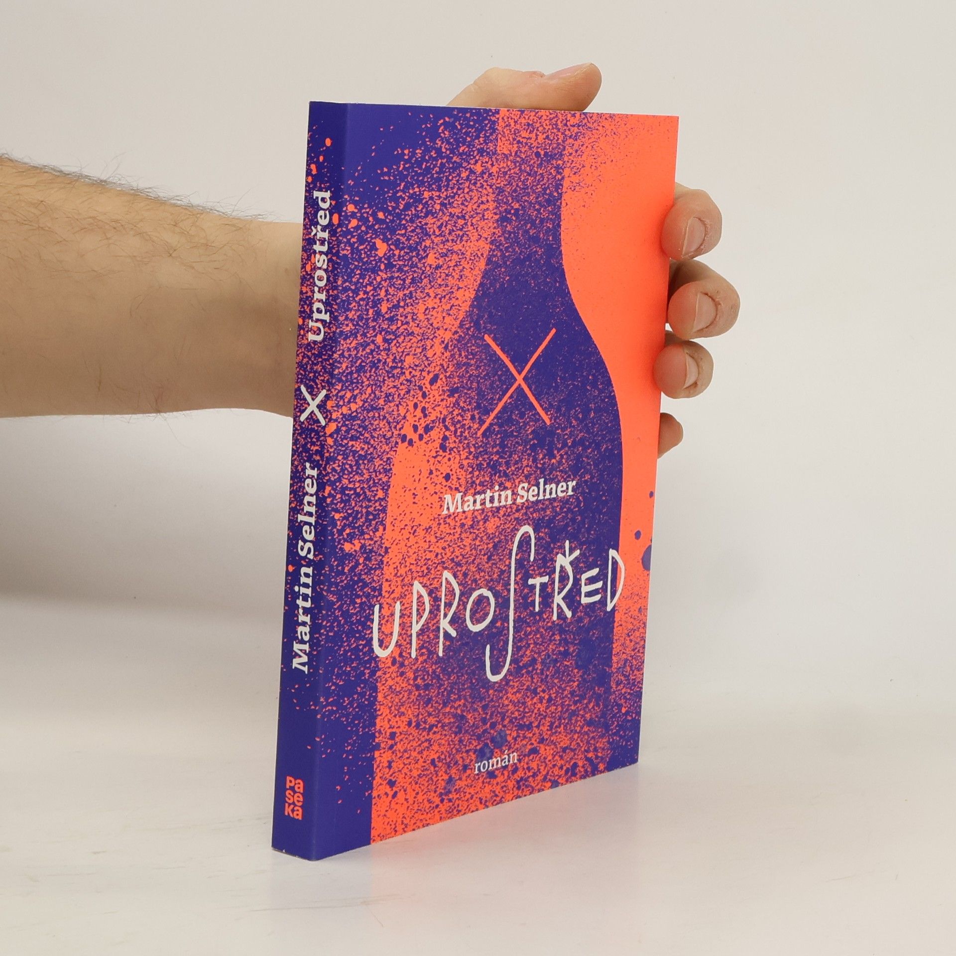 Martin Selner Uprostřed