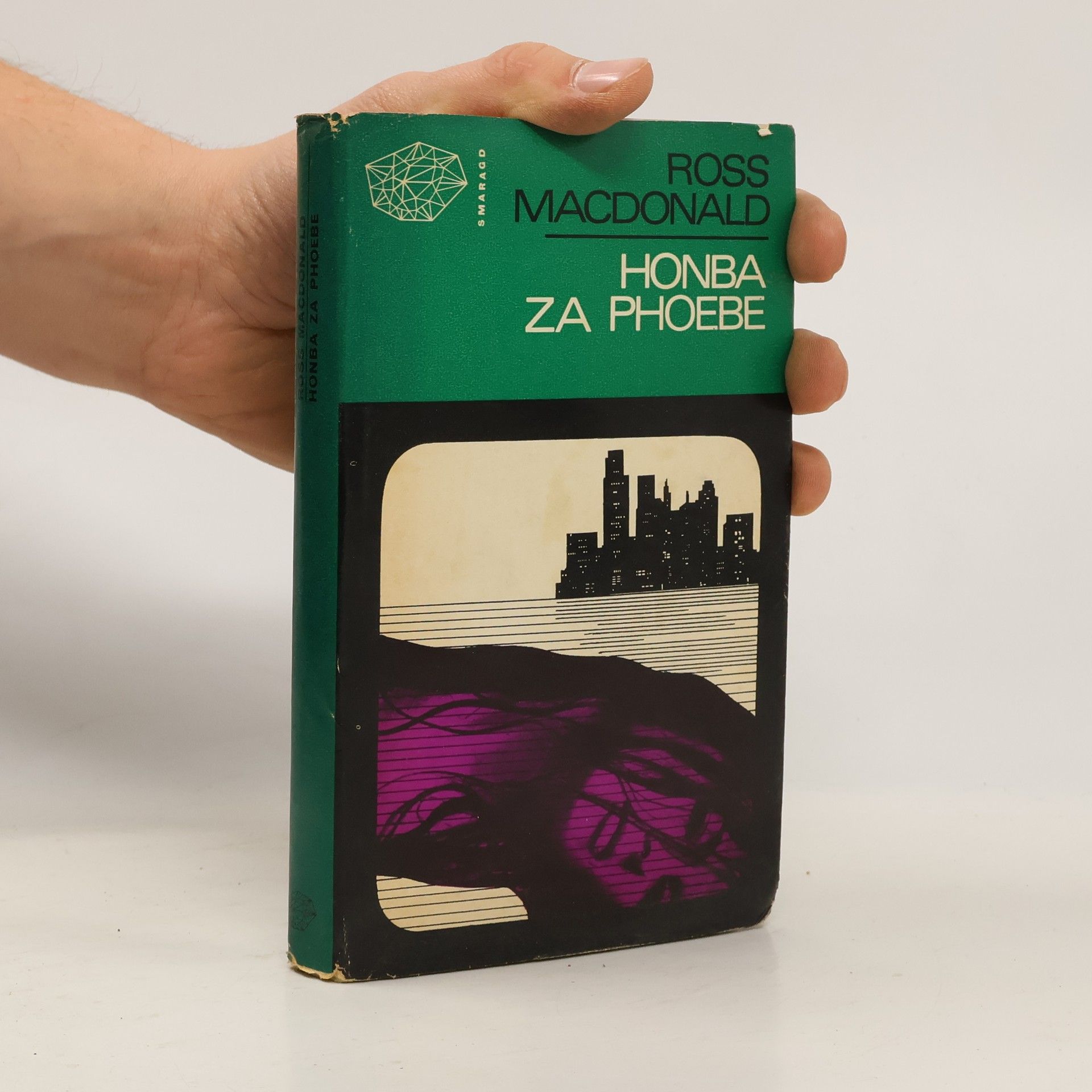 Ross Macdonald Honba za Phoebe
