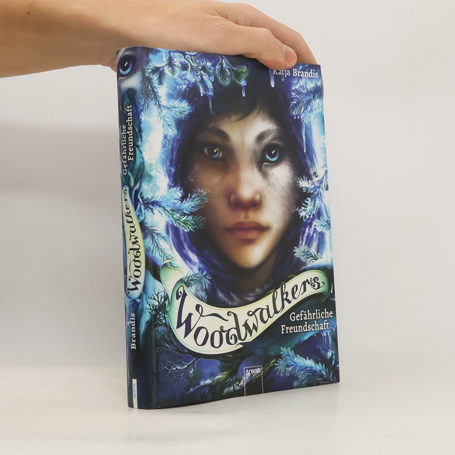 Katja Brandis Woodwalkers (2). Gefährliche Freundschaft