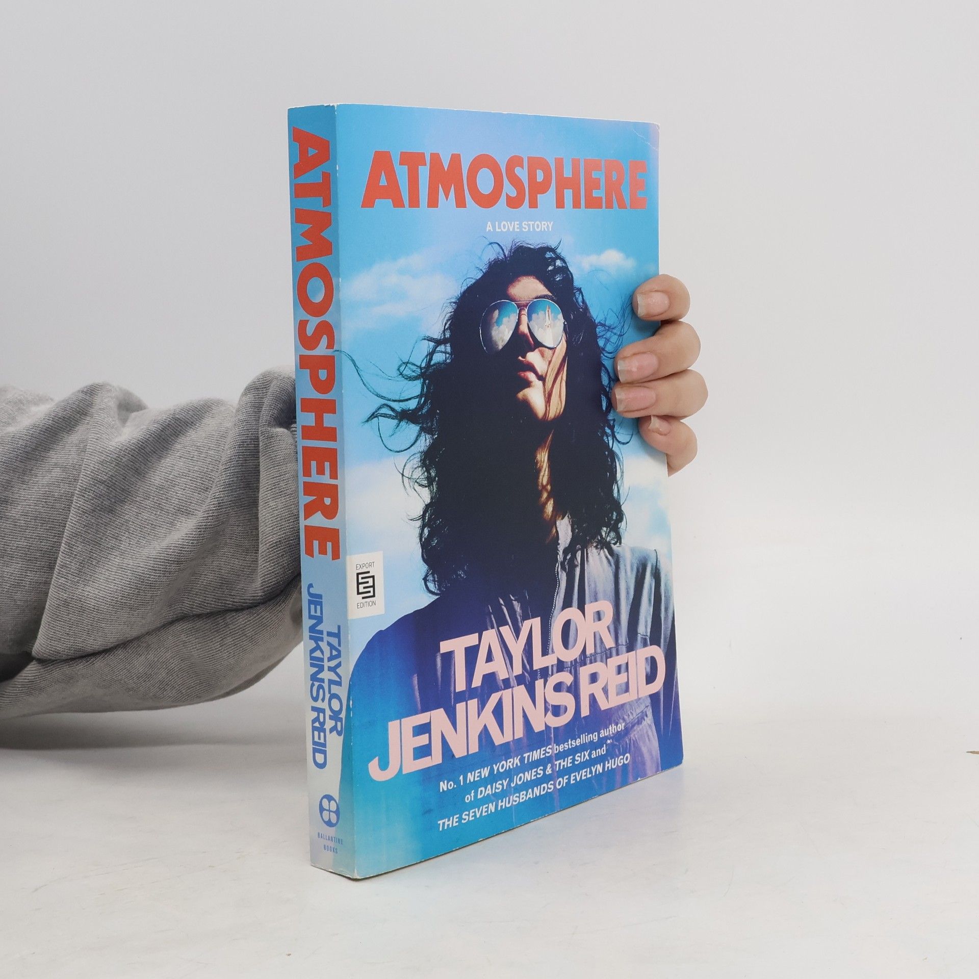 Taylor Jenkins Reid Atmosphere - Export Edition