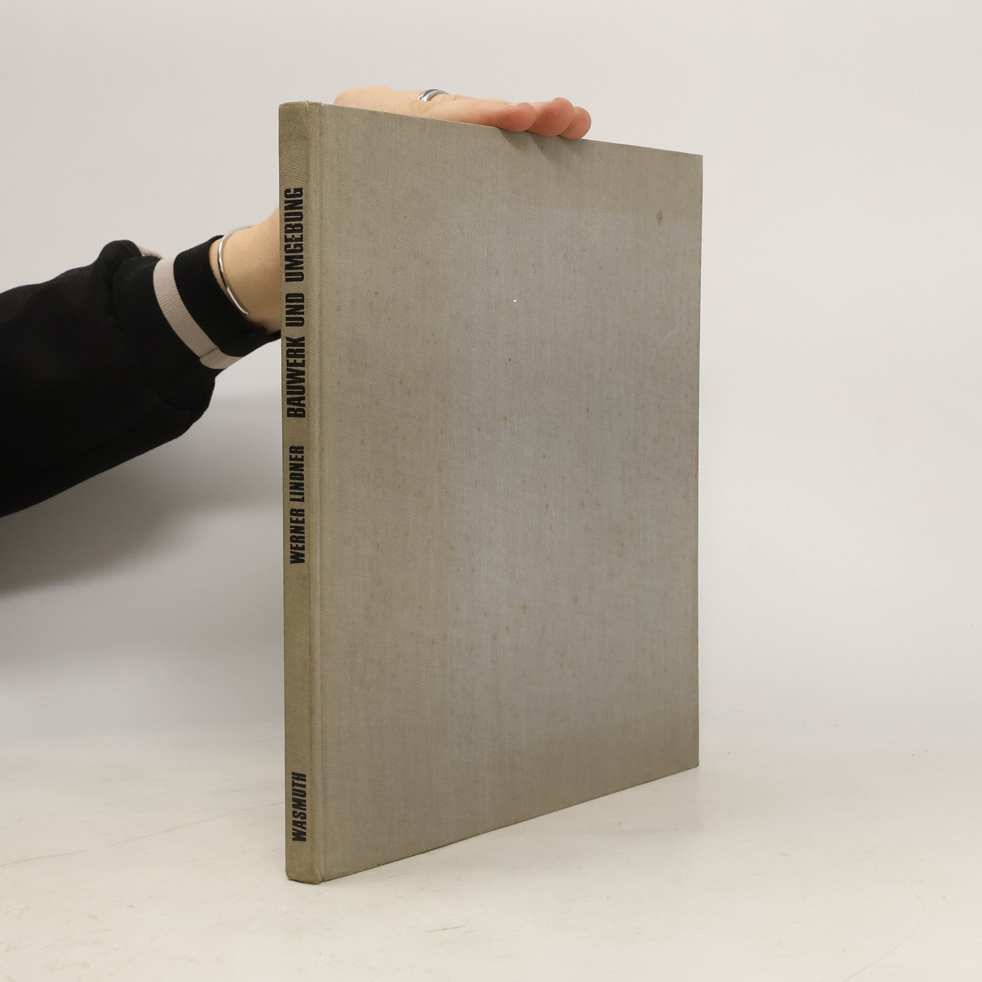 Bauwerk und Umgebung