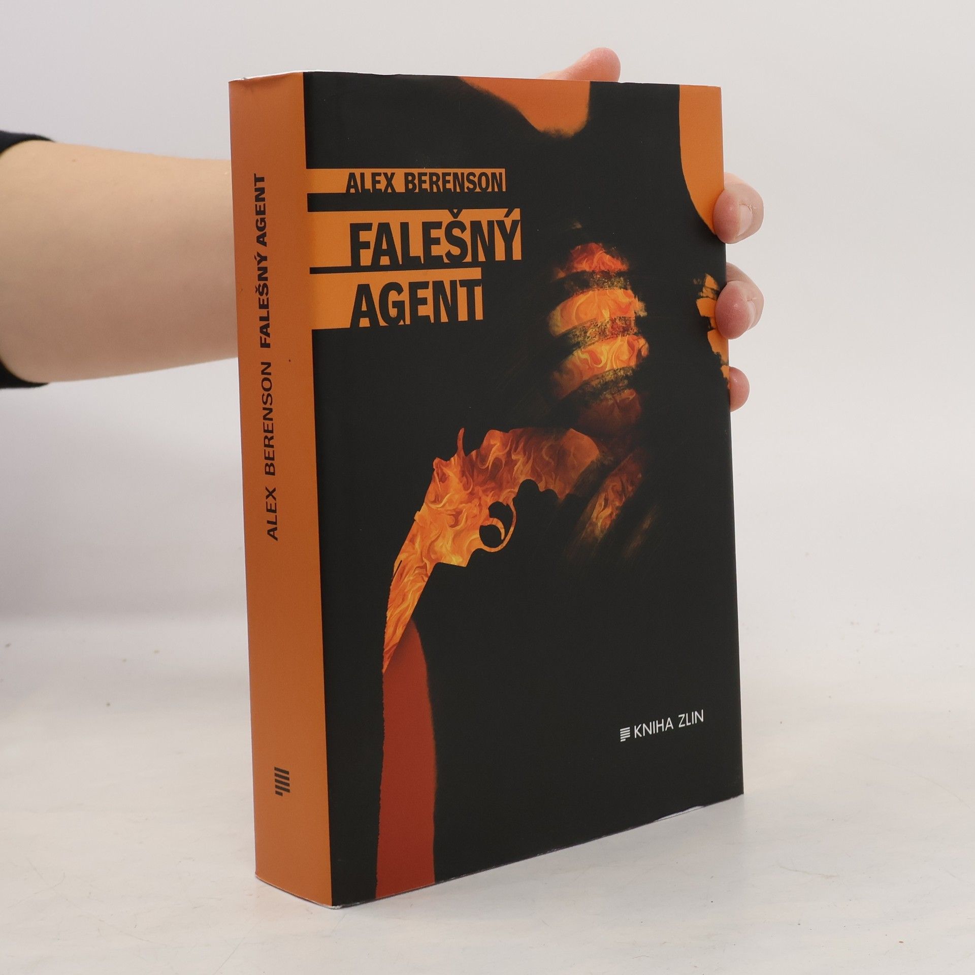 Alex Berenson Falešný agent