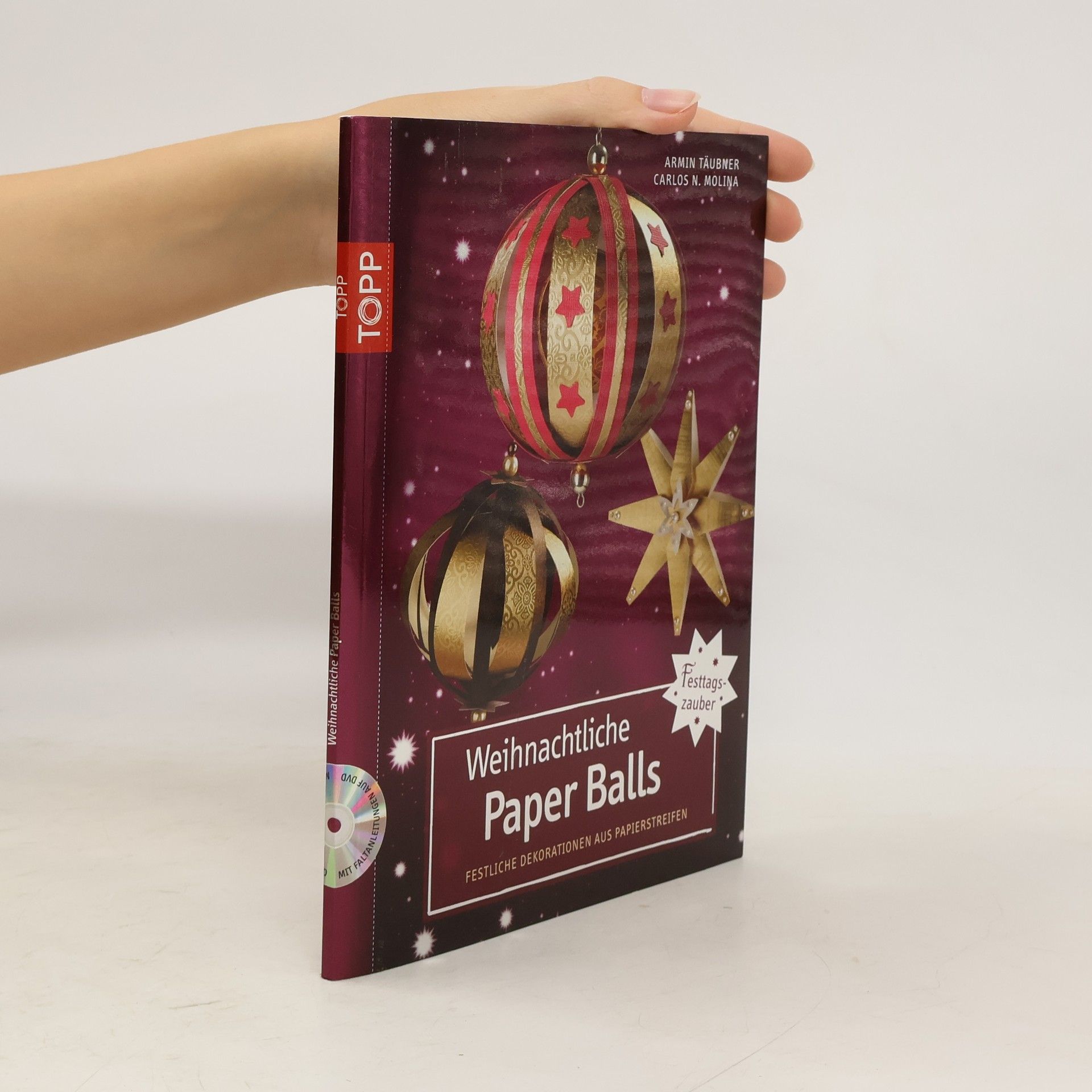 Daniel Täubner Weihnachtliche Paper Balls