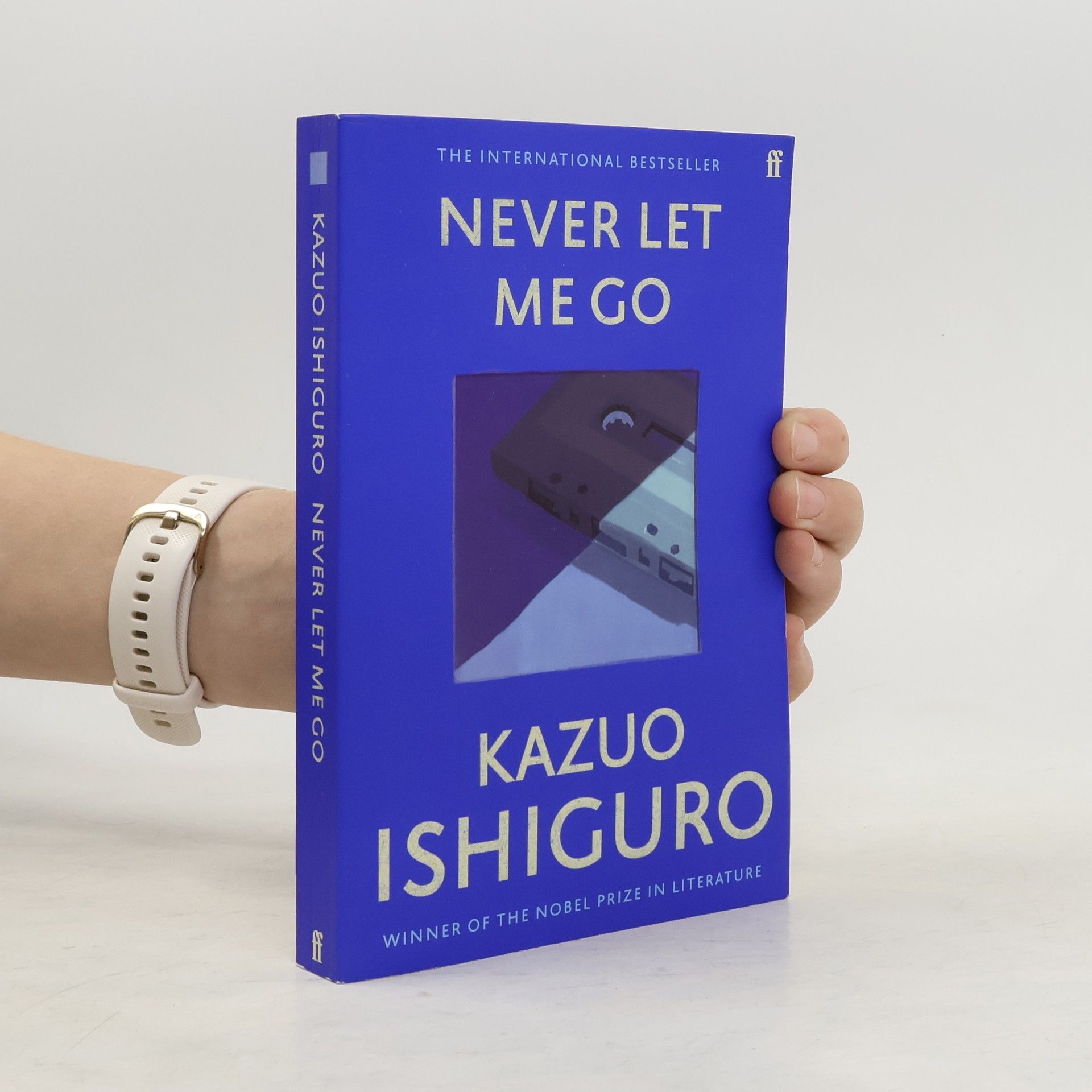 Kazuo Ishiguro Never let me go