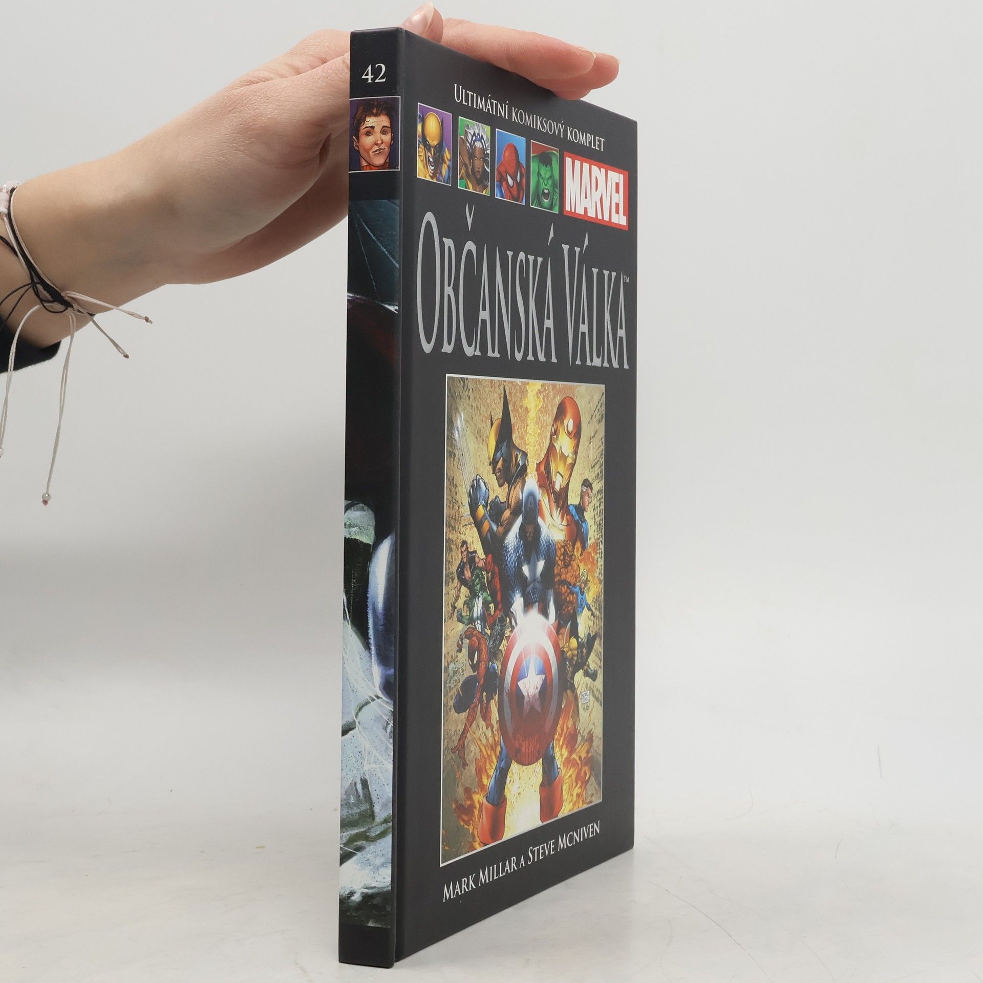 Ultimátní komiksový komplet 42. Občanská válka