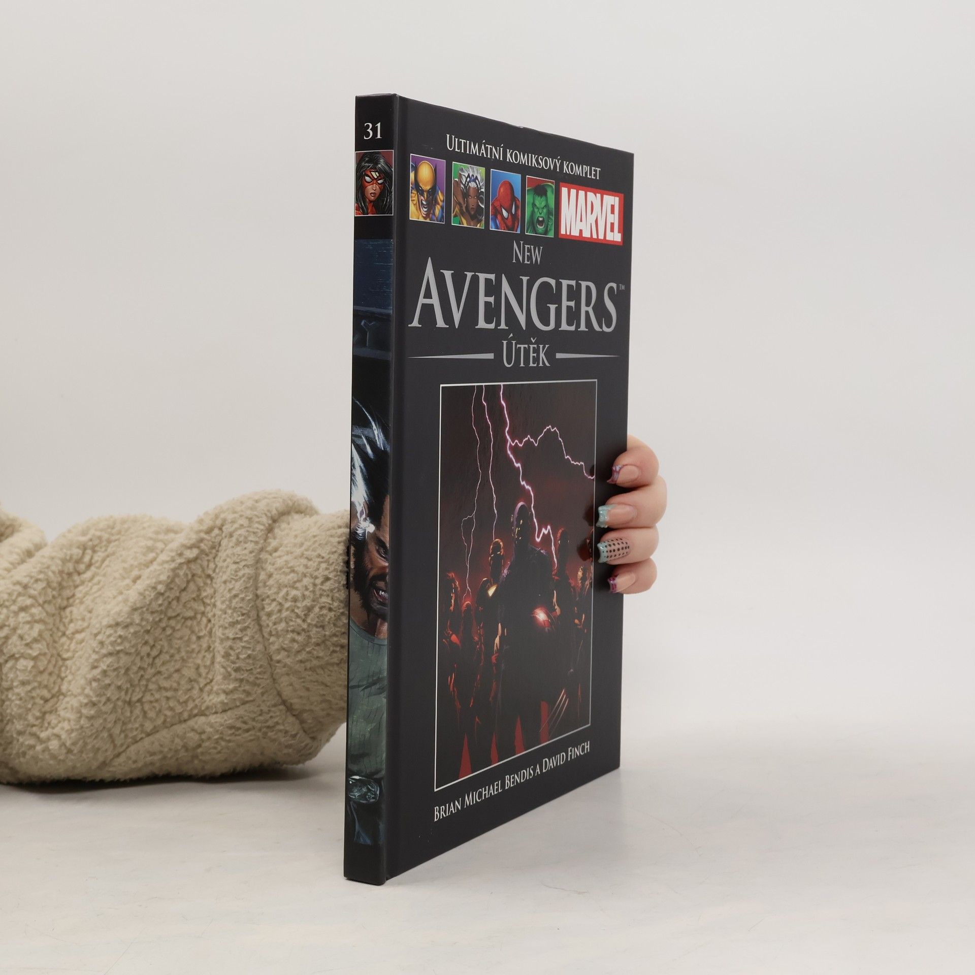 Ultimátní komiksový komplet 31. New Avengers. Útěk