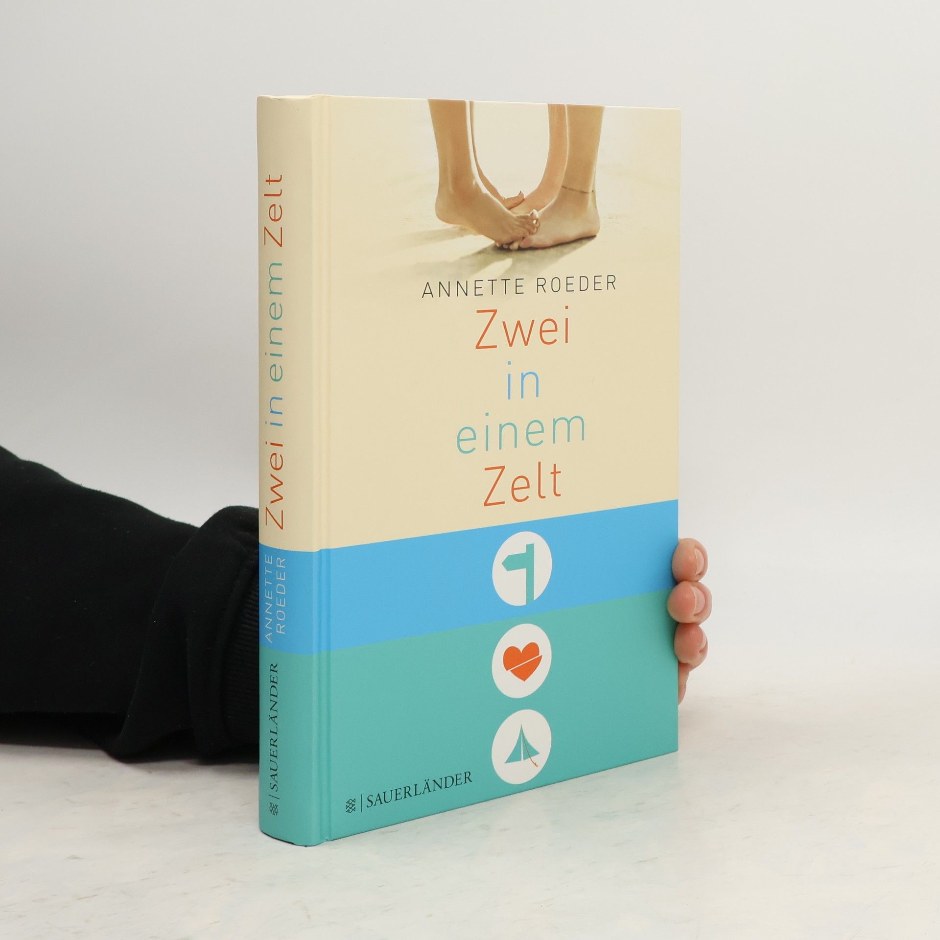 Annette Roeder Zwei in einem Zelt