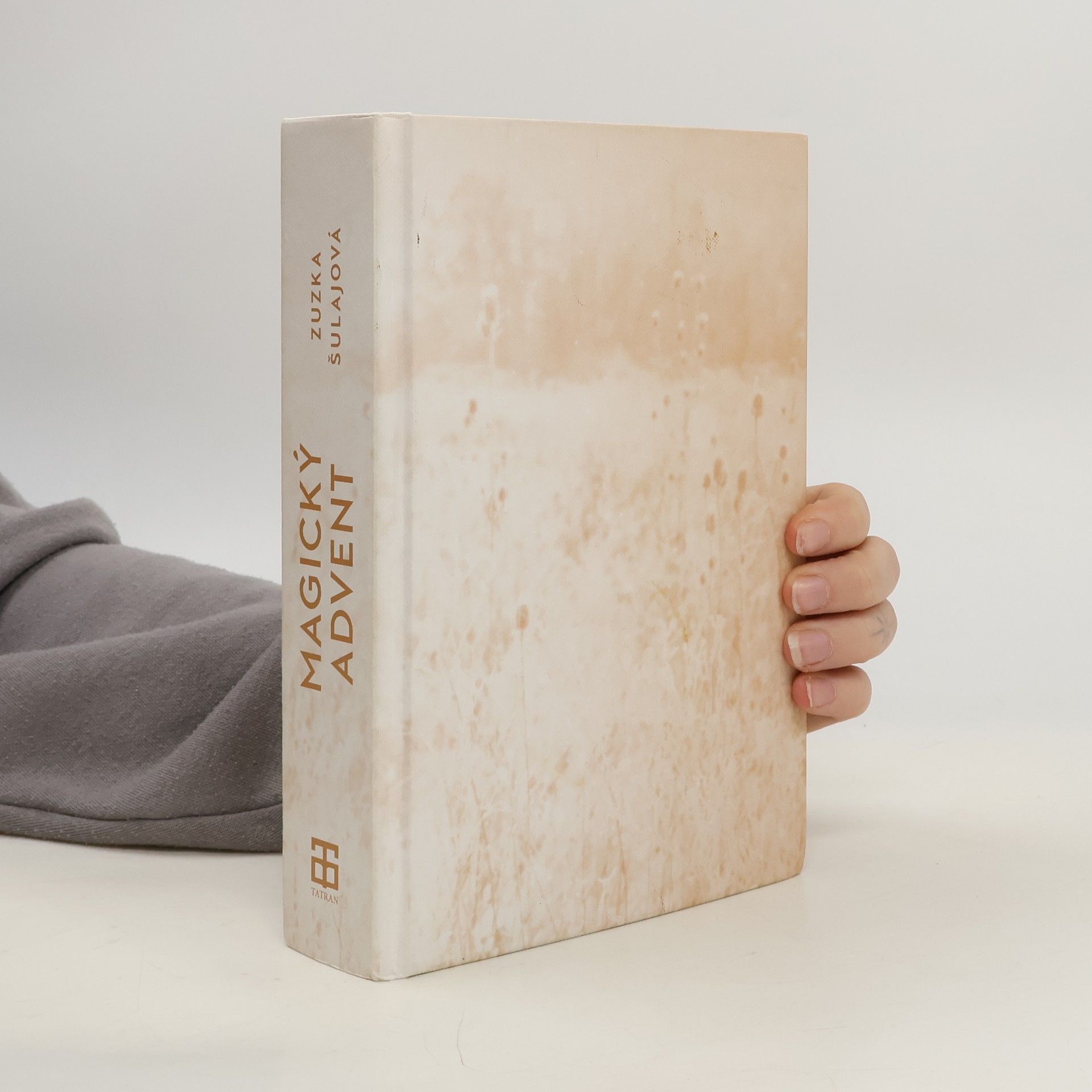 Zuzana Šulajová Magický advent