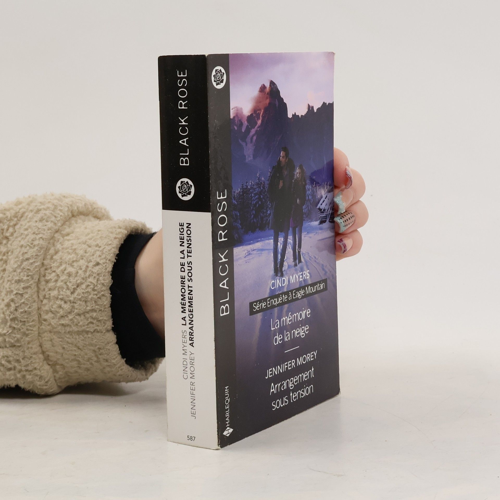 Black Rose - 587: La mémoire de la neige - Arrangement sous tension