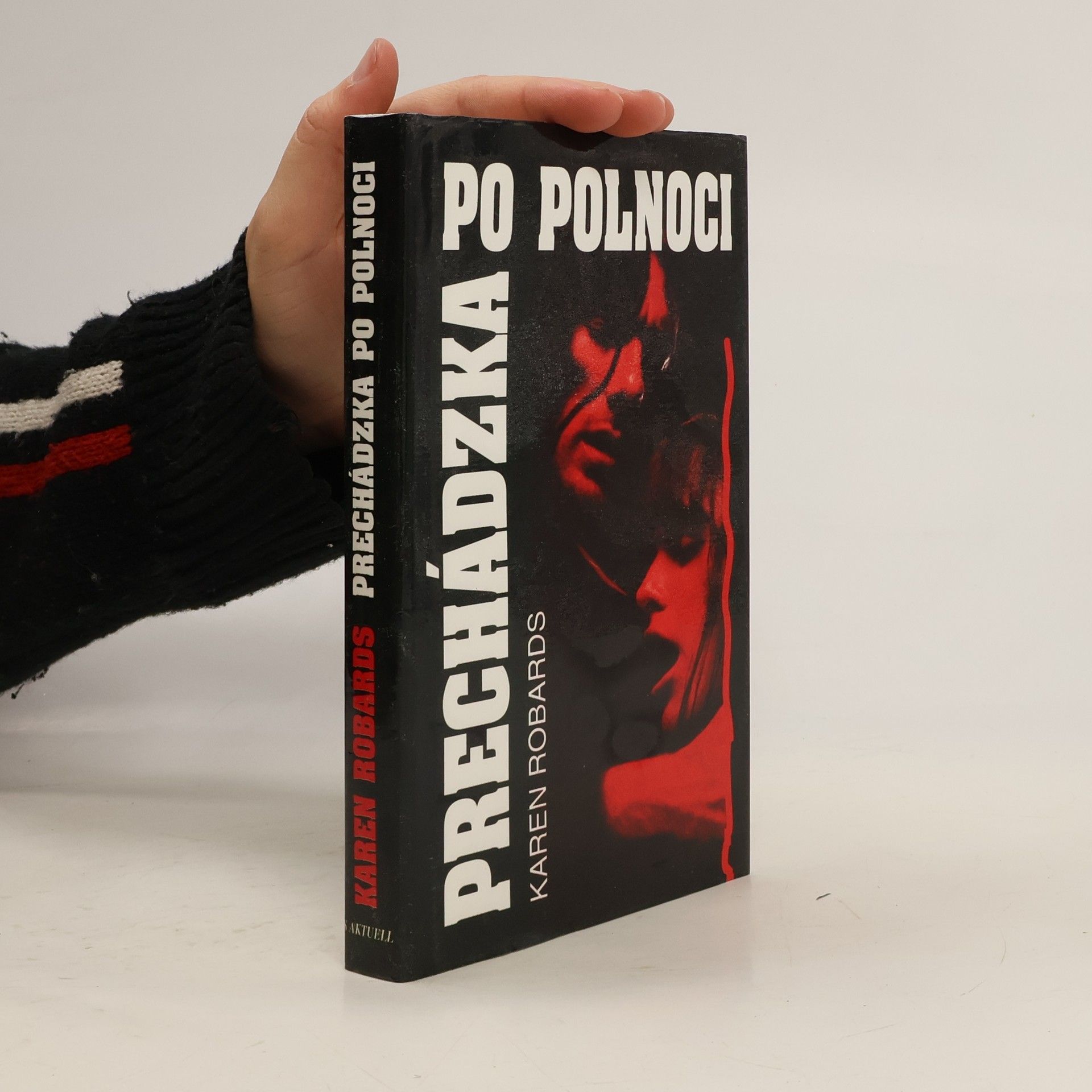 Karen Robards Prechádzka po polnoci