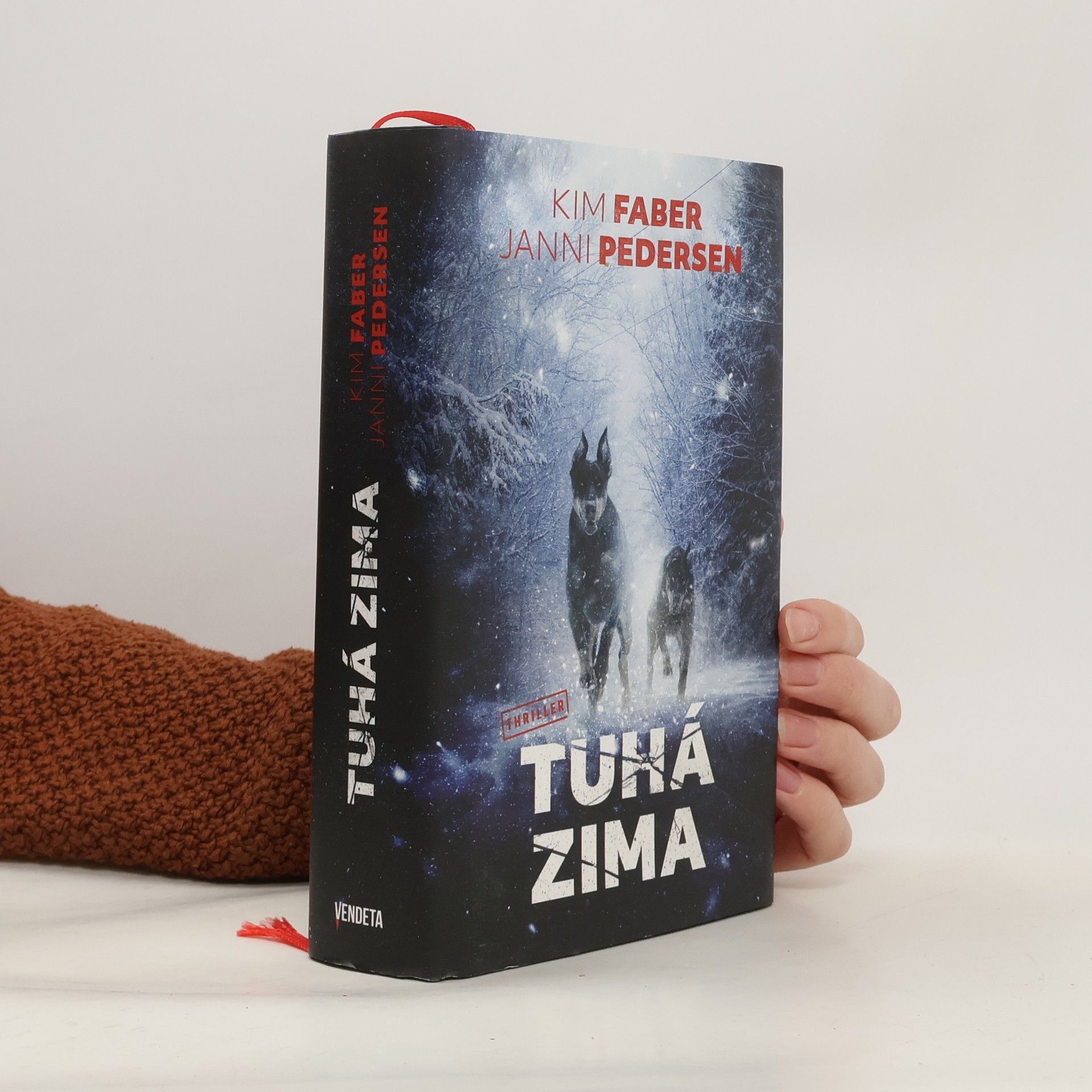 Kim Faber Tuhá zima