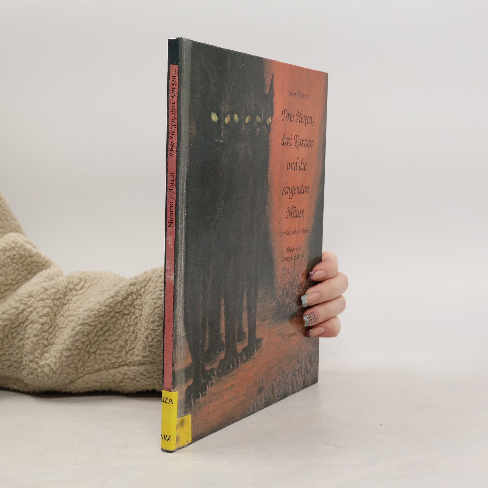Drei Hexen, drei Katzen und die singenden Mäuse. Ein Gruselmärchen