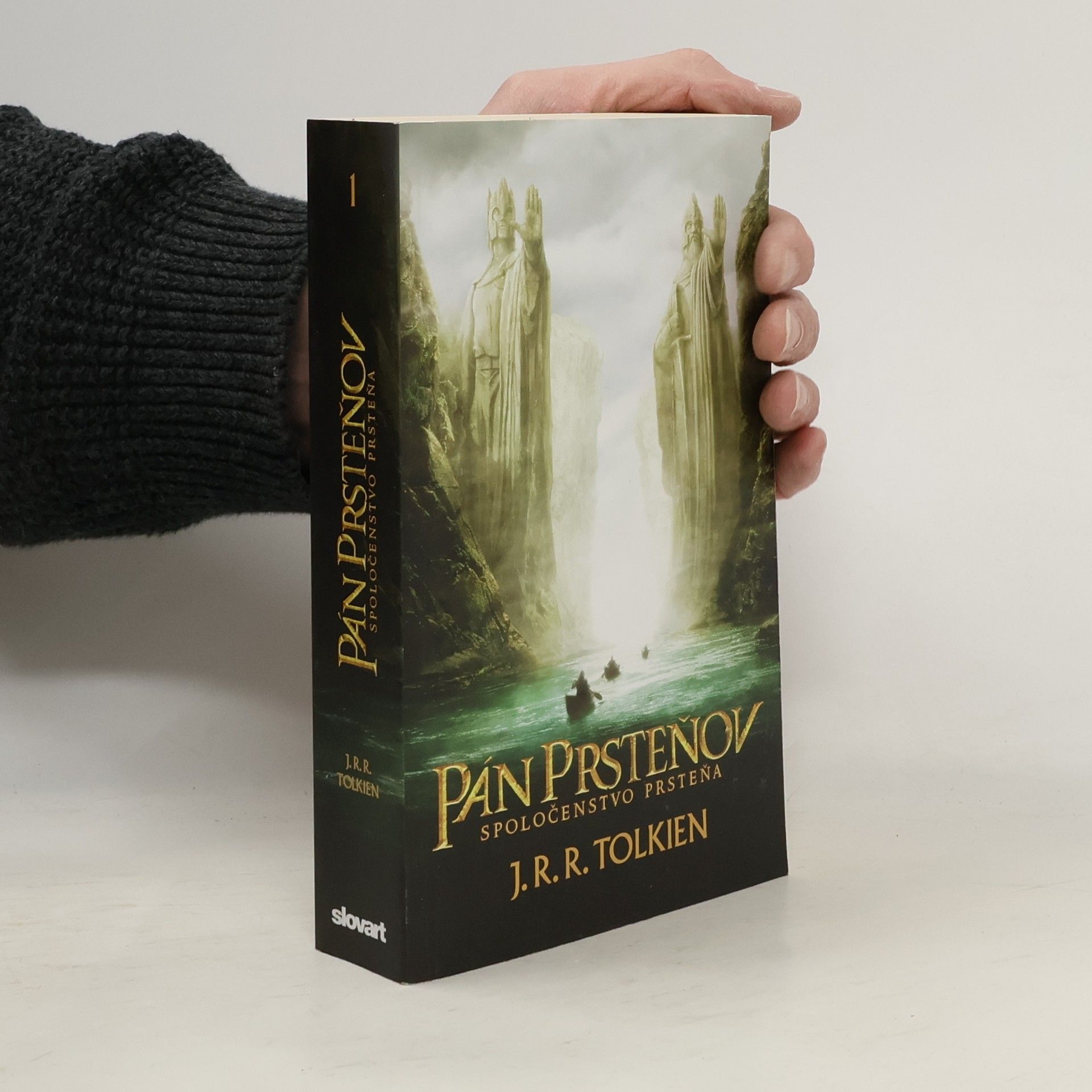 J. R. R. Tolkien Pán prsteňov 1. Spoločenstvo prsteňa