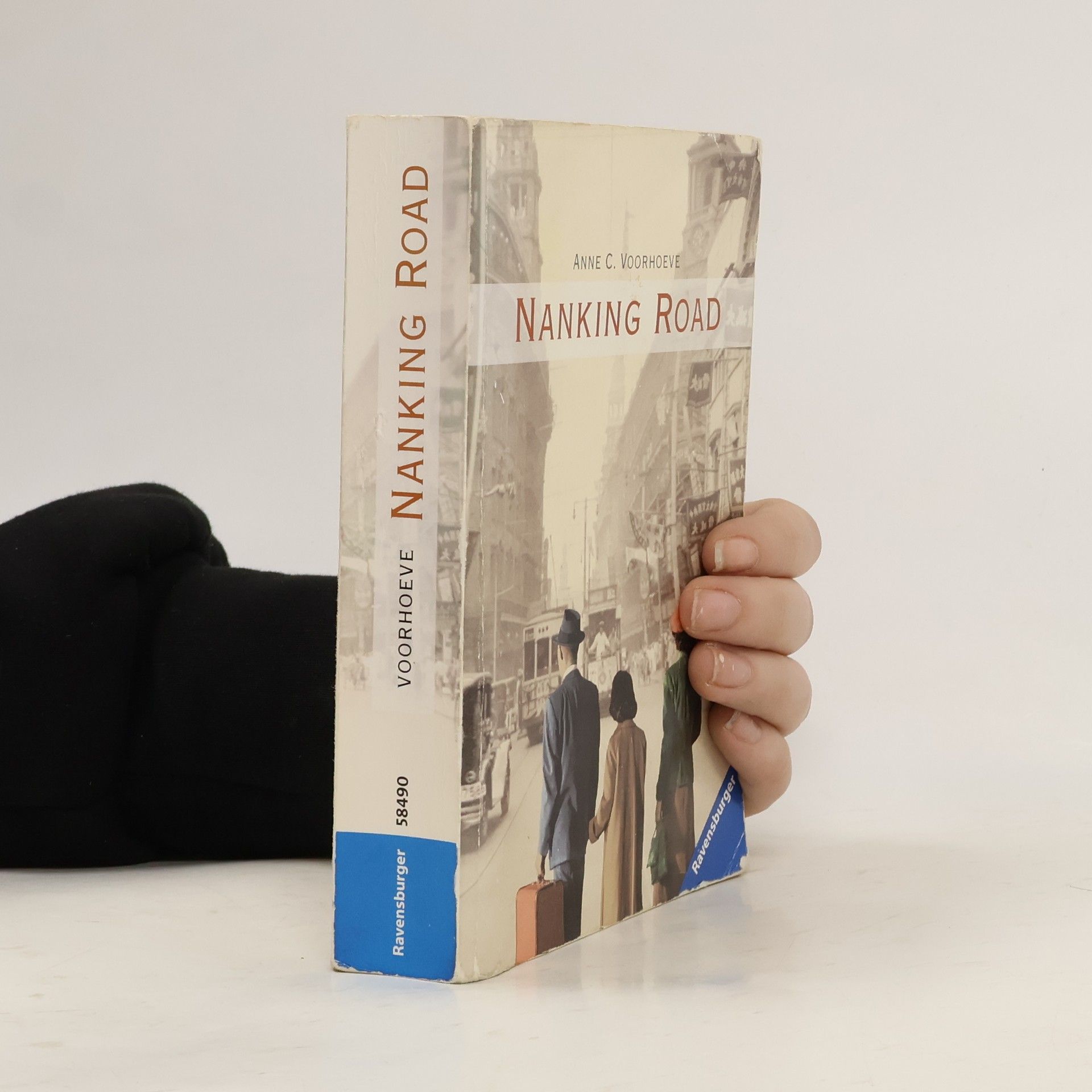 Anne C. Voorhoeve Nanking road