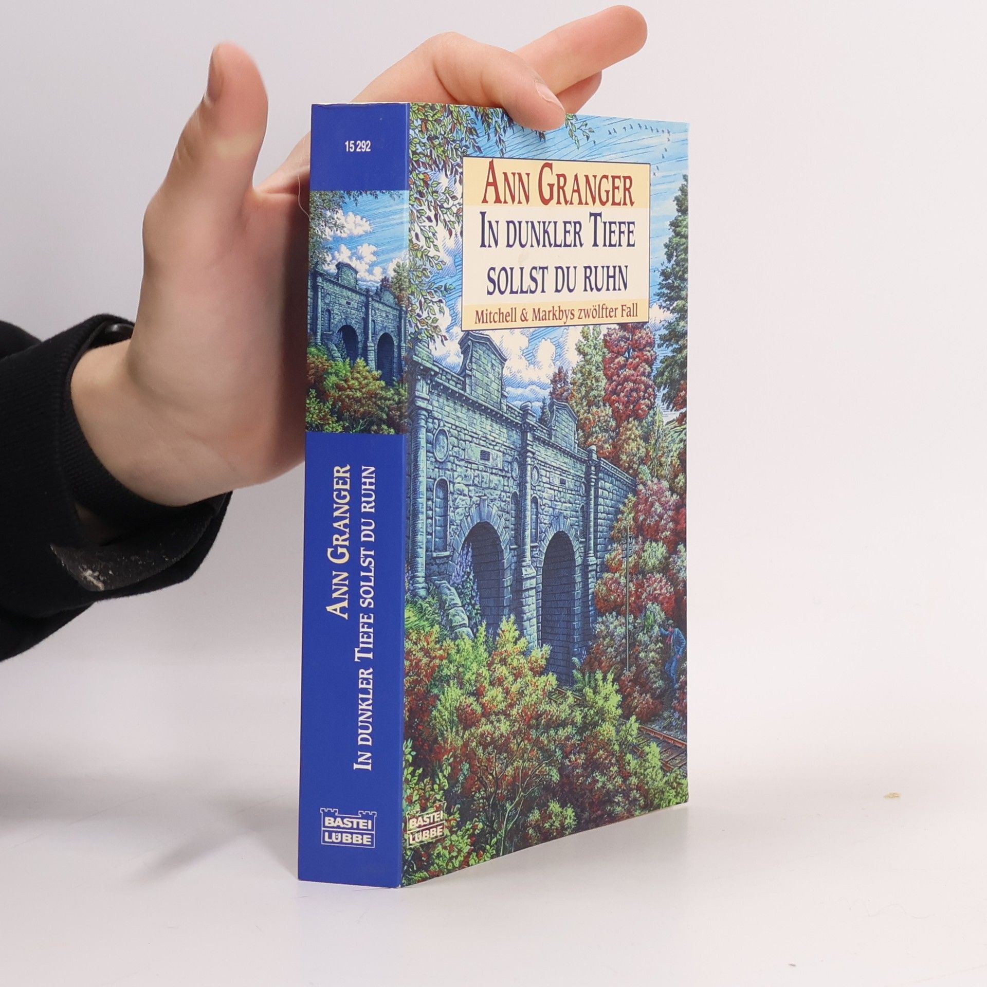 Ann Granger In dunkler Tiefe sollst du ruhn