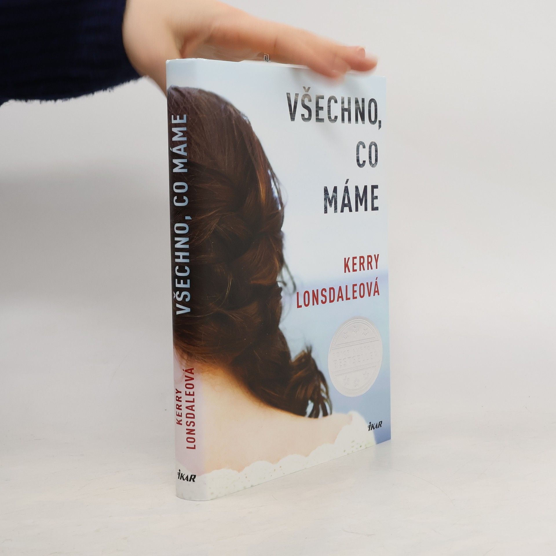 Kerry Lonsdale Všechno, co máme