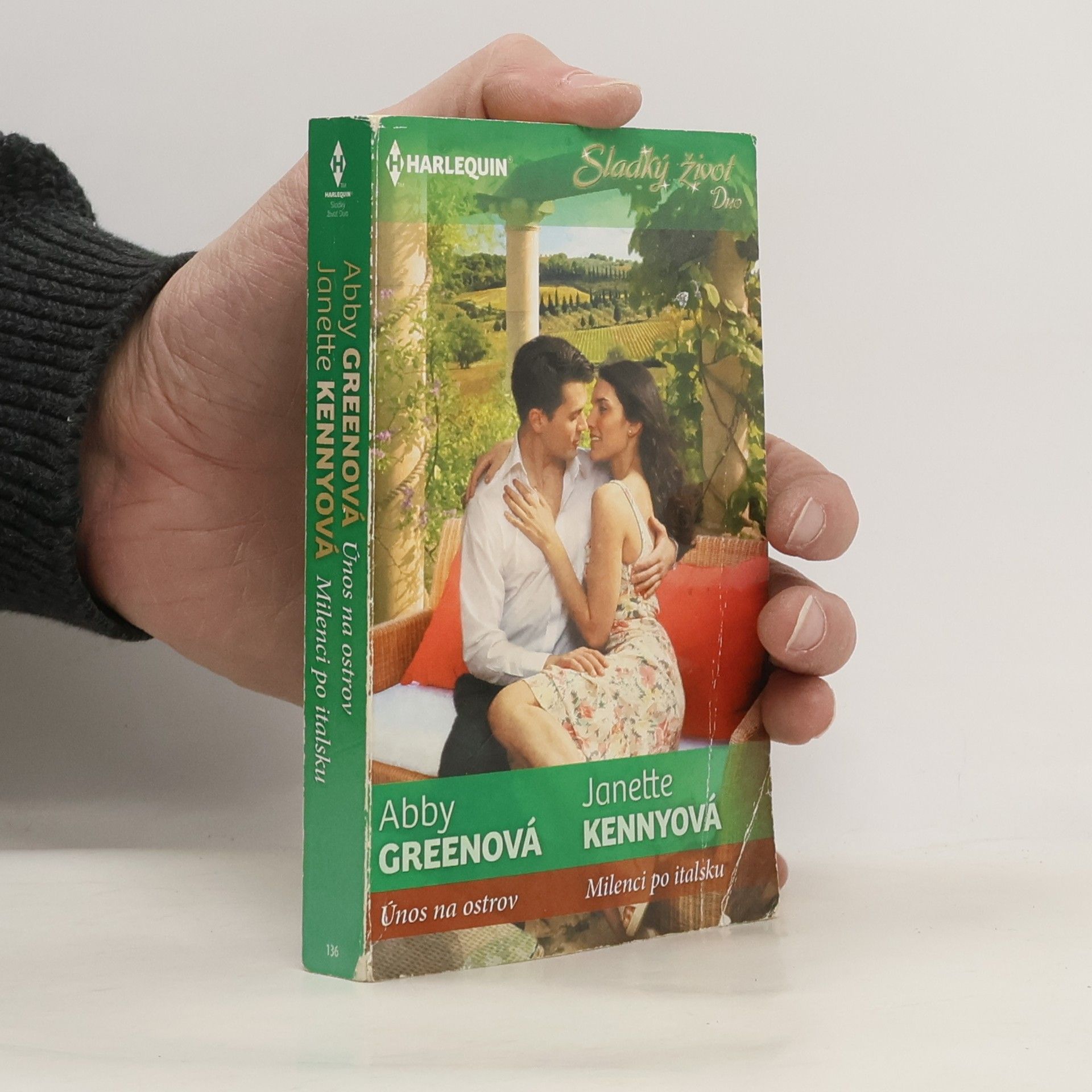 Únos na ostrov / Milenci po italsku