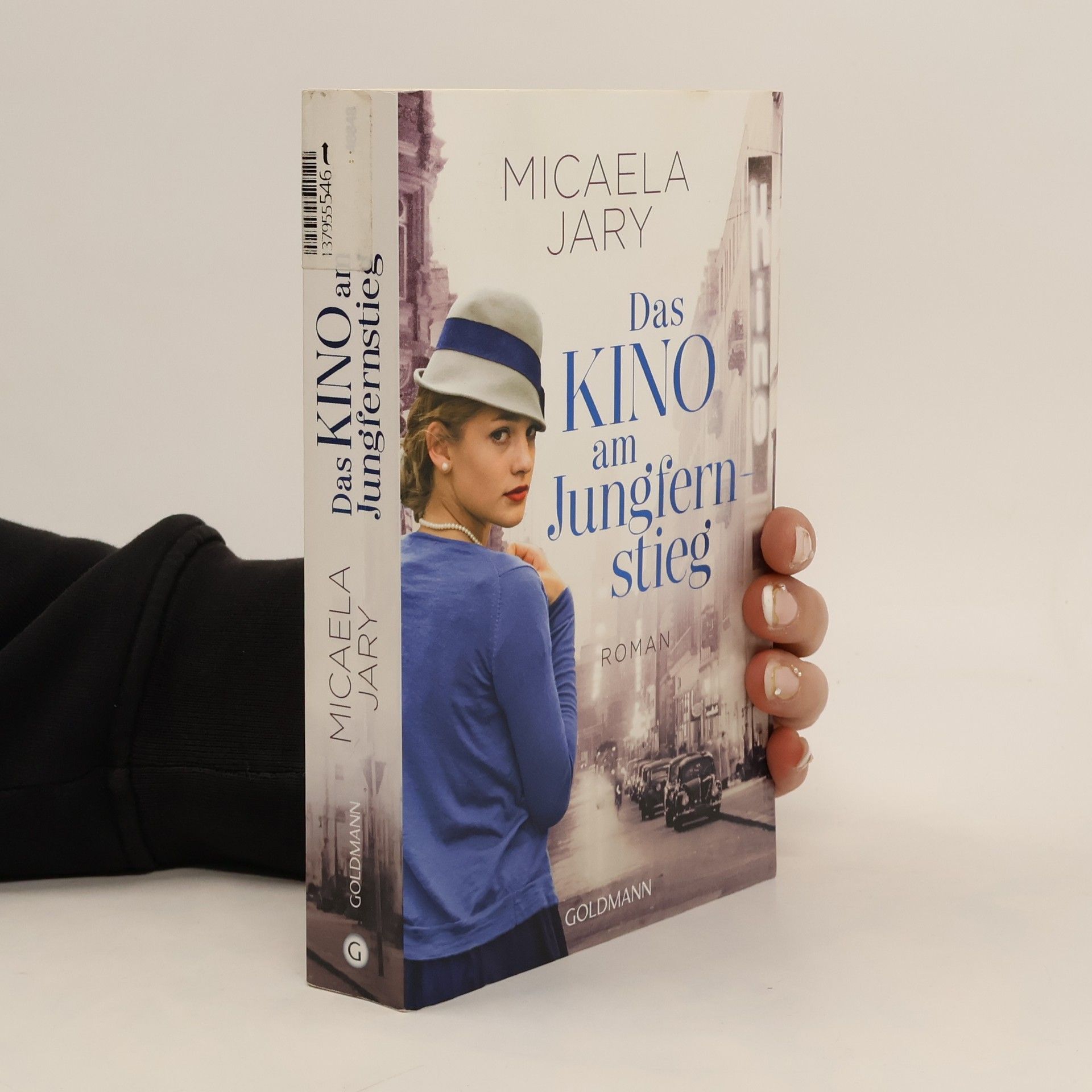 Micaela Jary Das Kino am Jungfernstieg