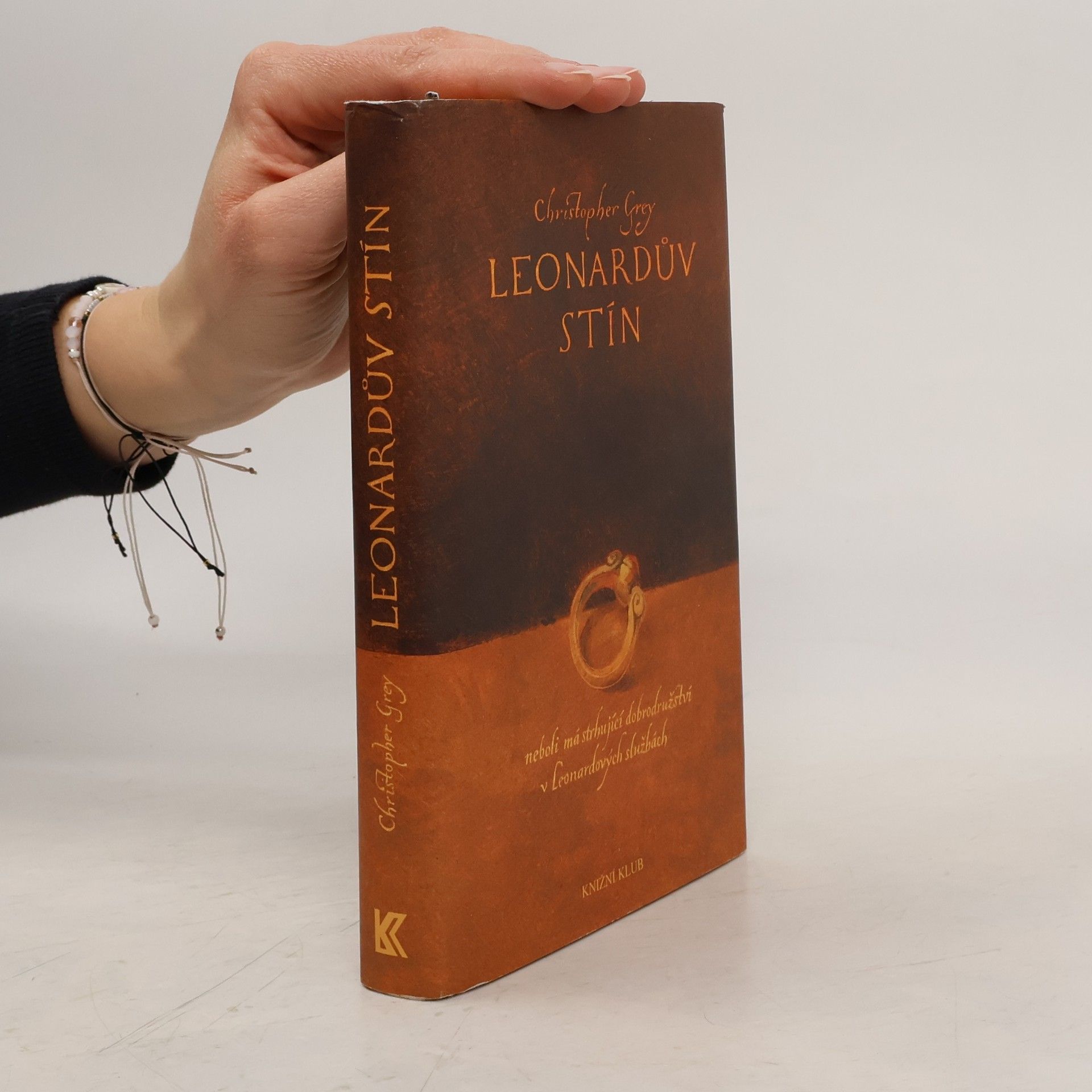 Christopher Peter Grey Leonardův stín