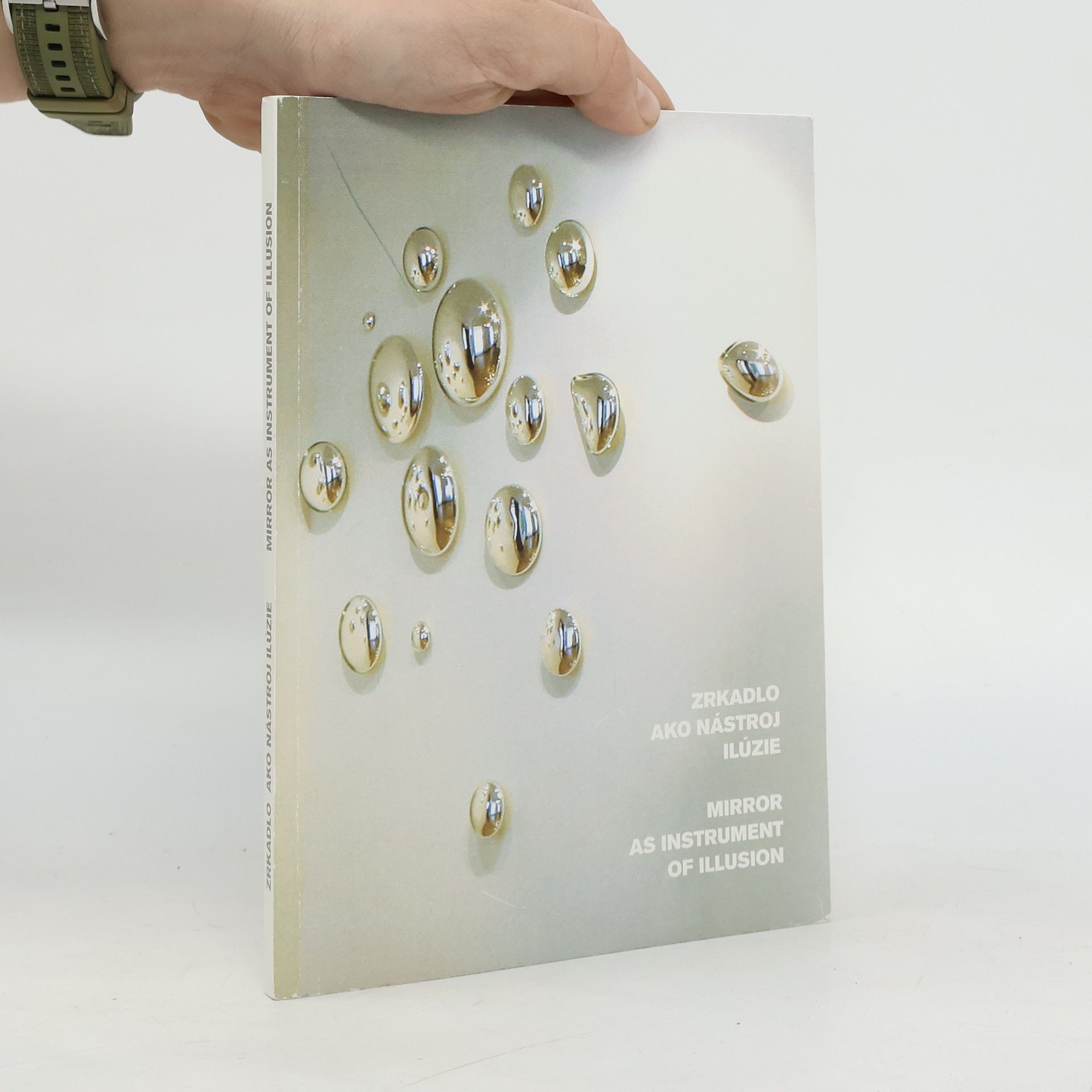 Zrkadlo ako nástroj ilúzie
