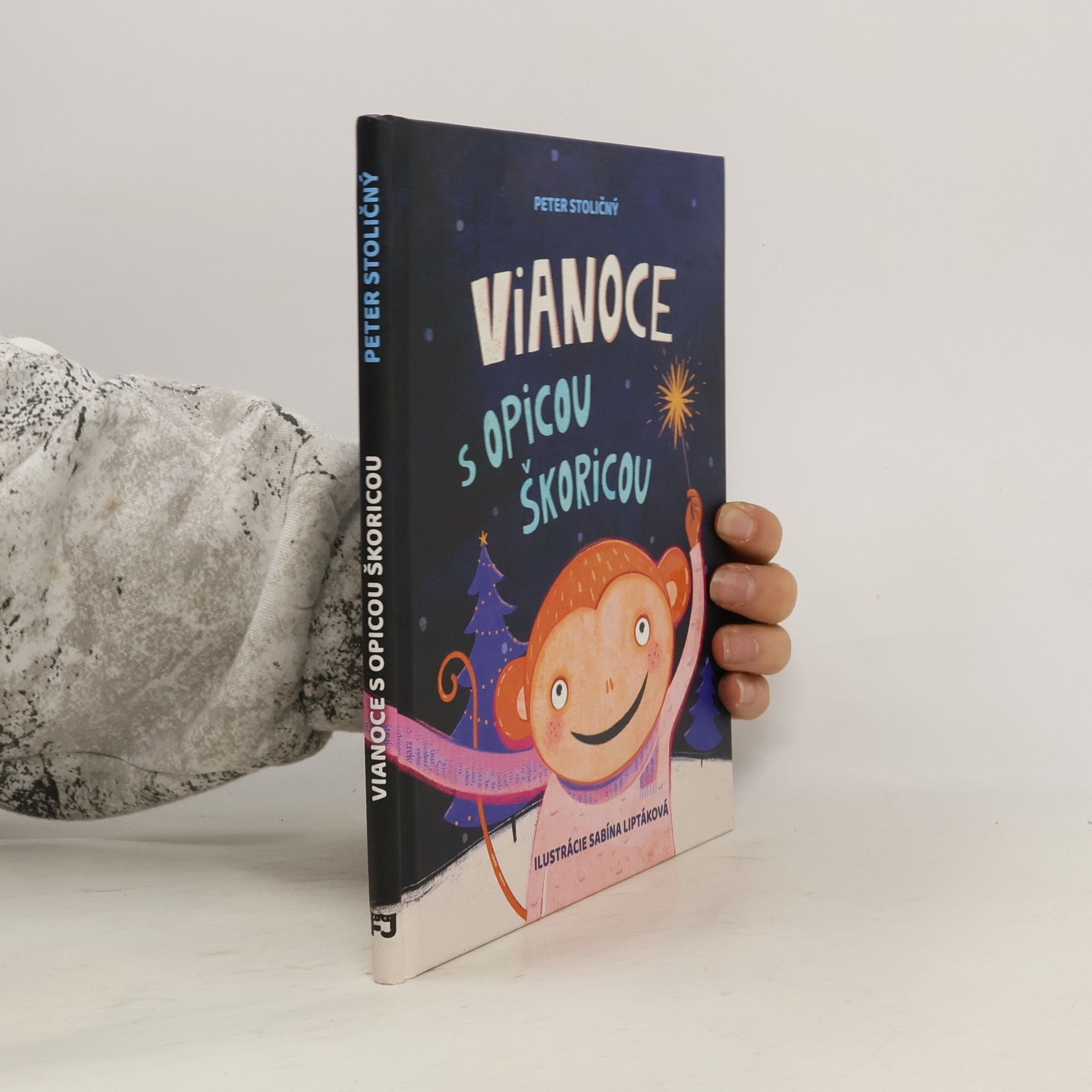 Vianoce s opicou Škoricou