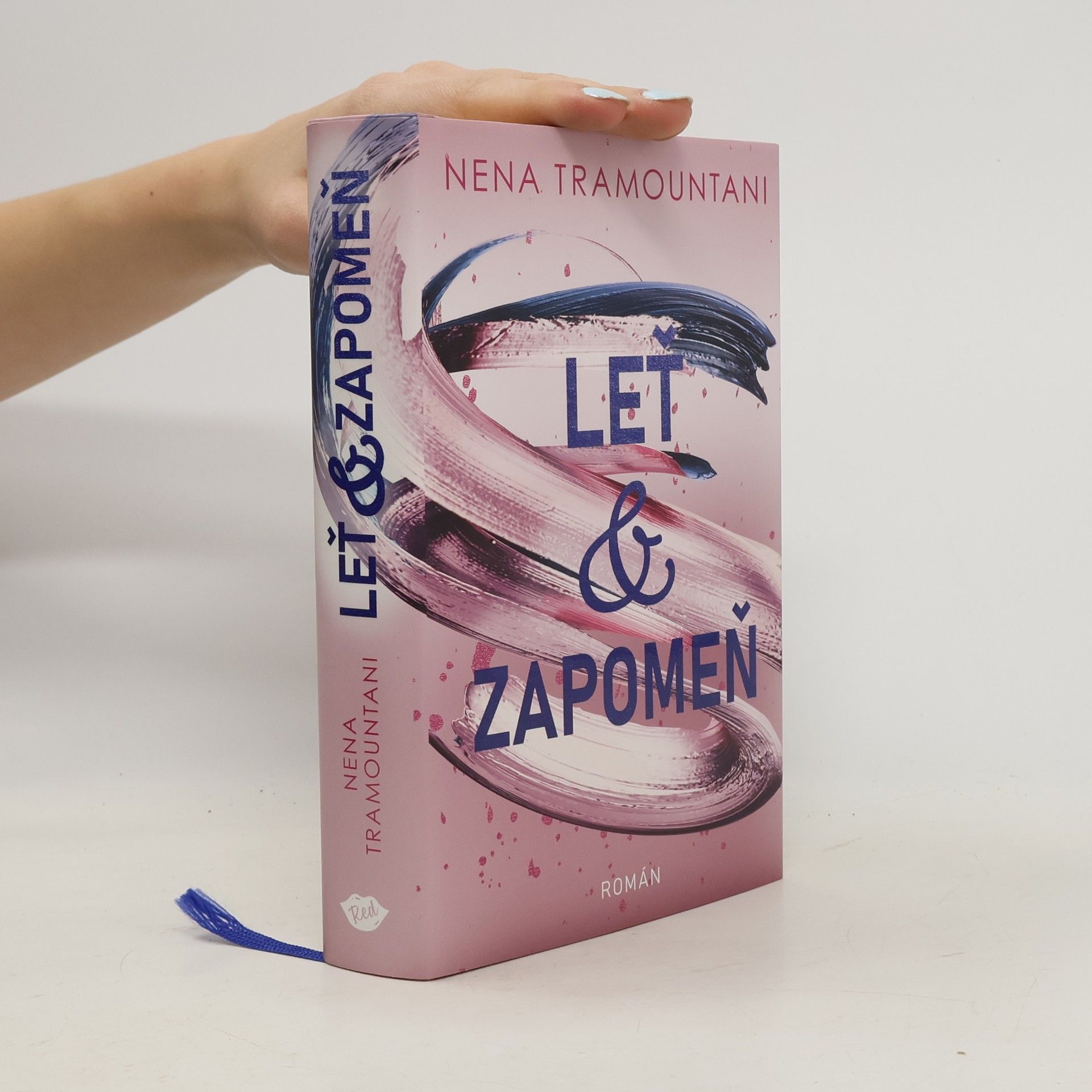 Nena Tramountani Leť & zapomeň