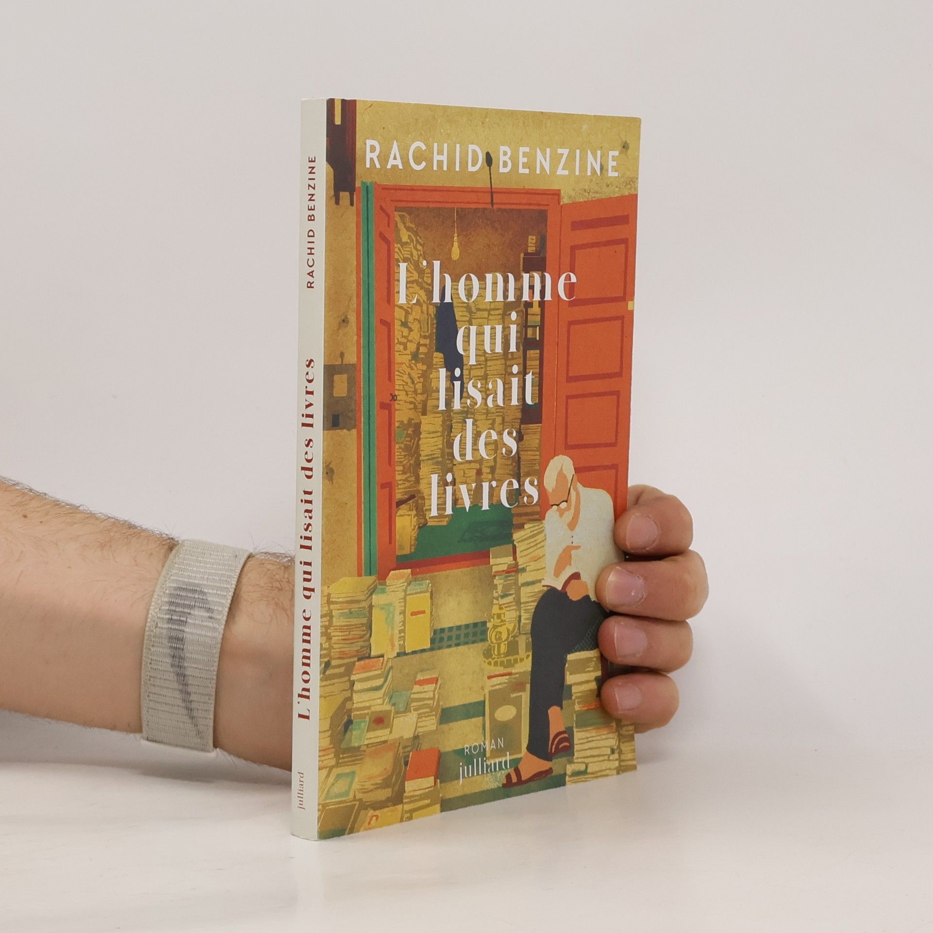 L'homme qui lisait des livres