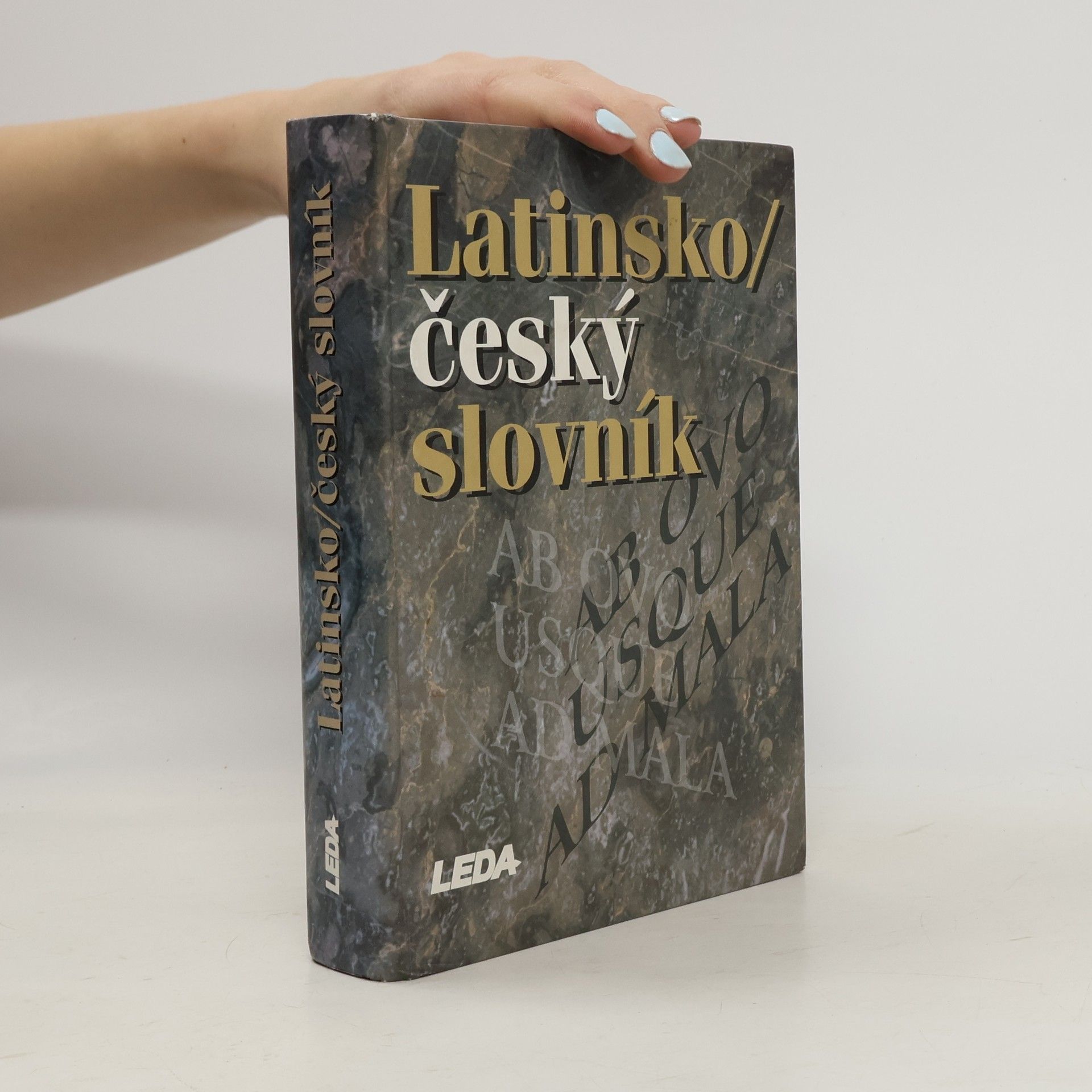 Latinsko-český slovník